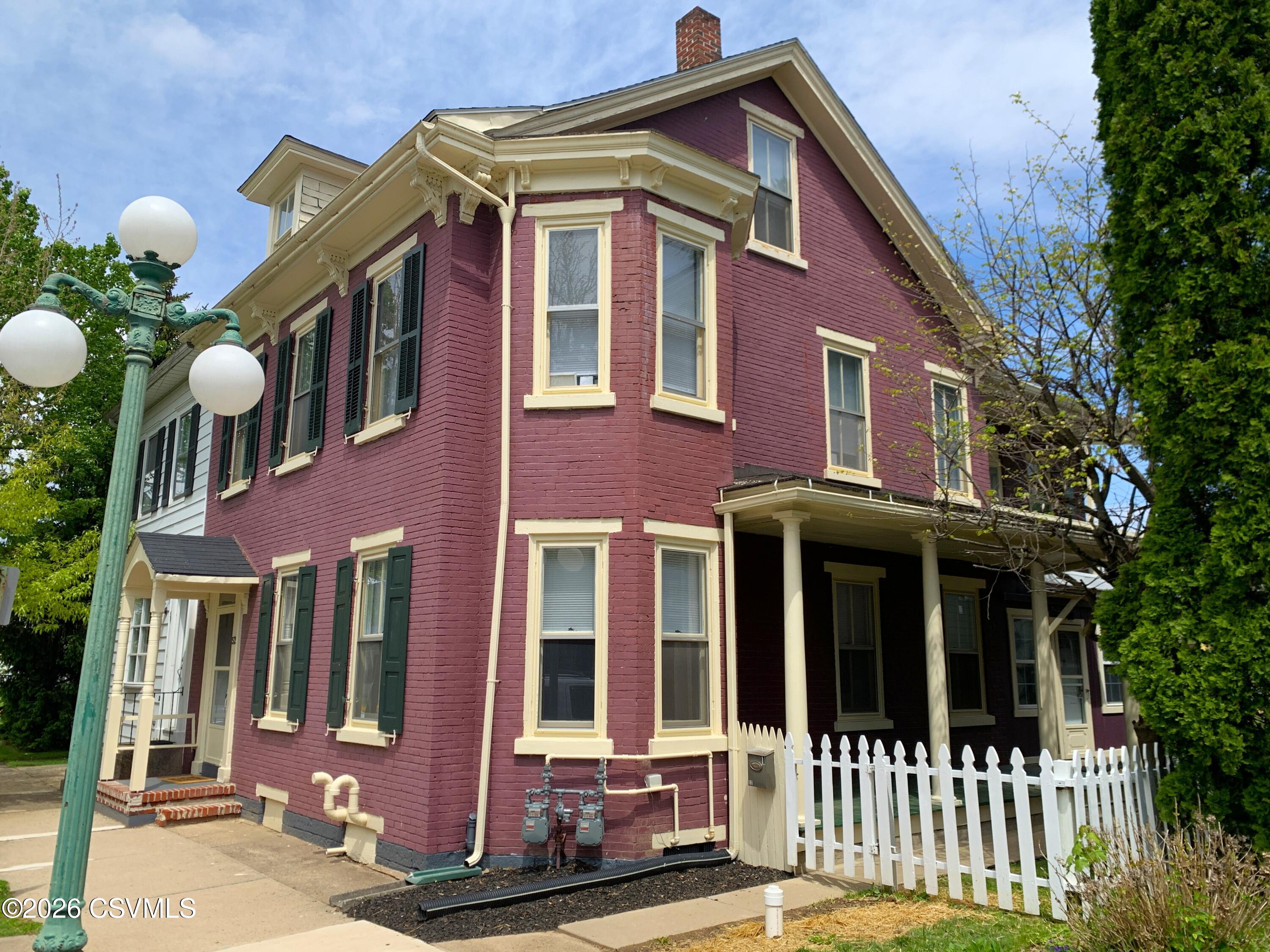 52 N 4TH Street 1