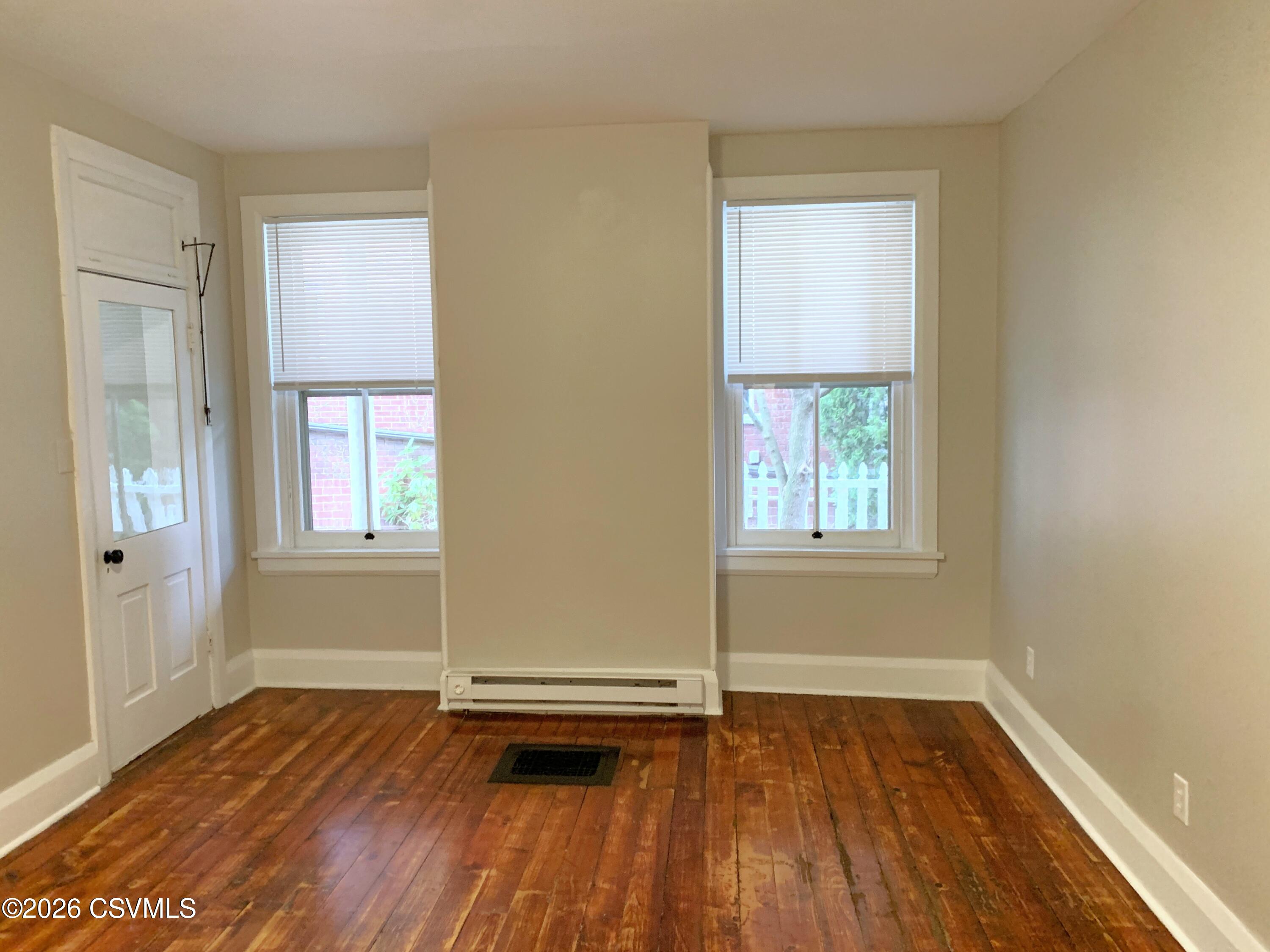 52 N 4TH Street 1