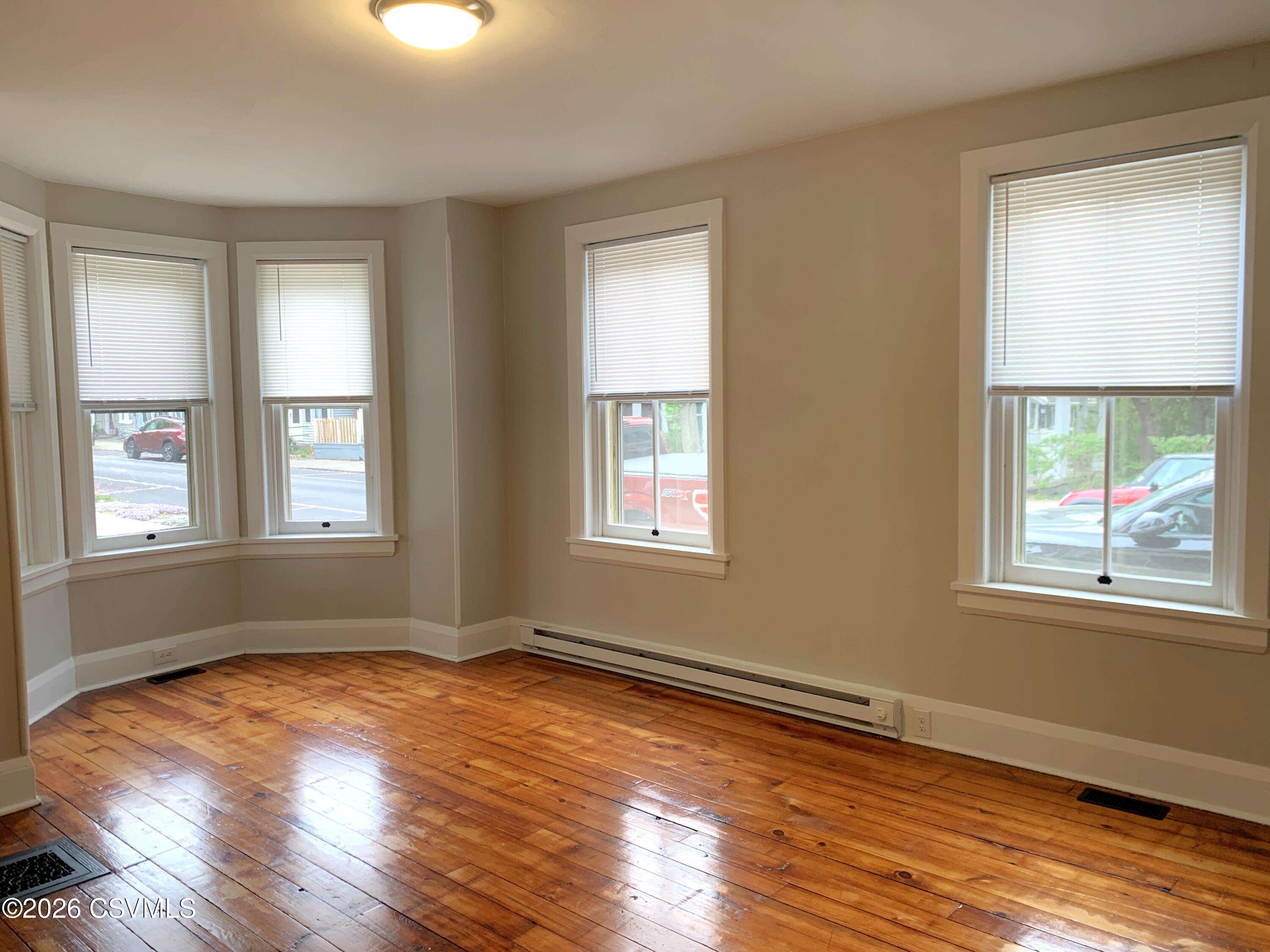 52 N 4TH Street 1