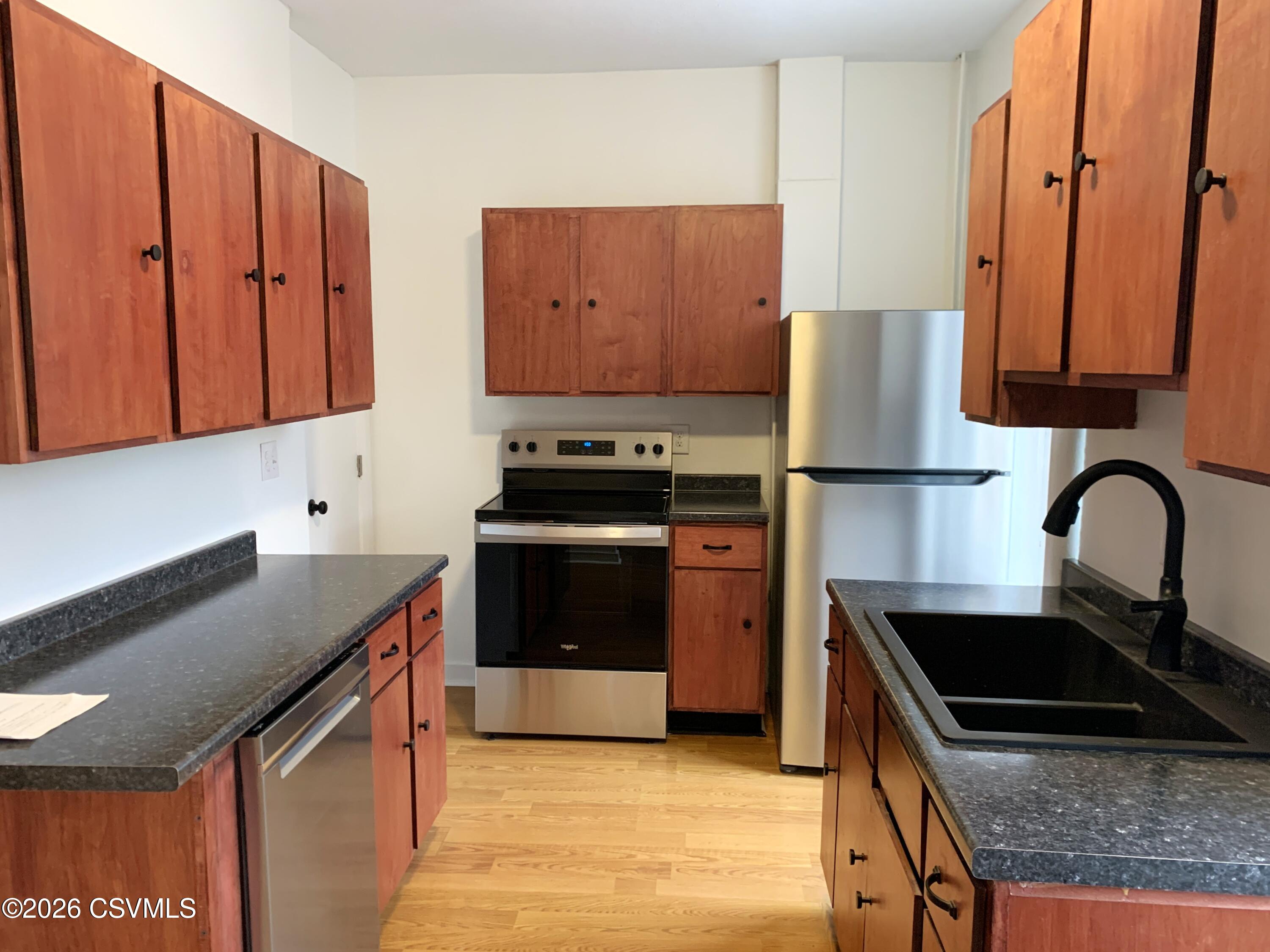 52 N 4TH Street 1