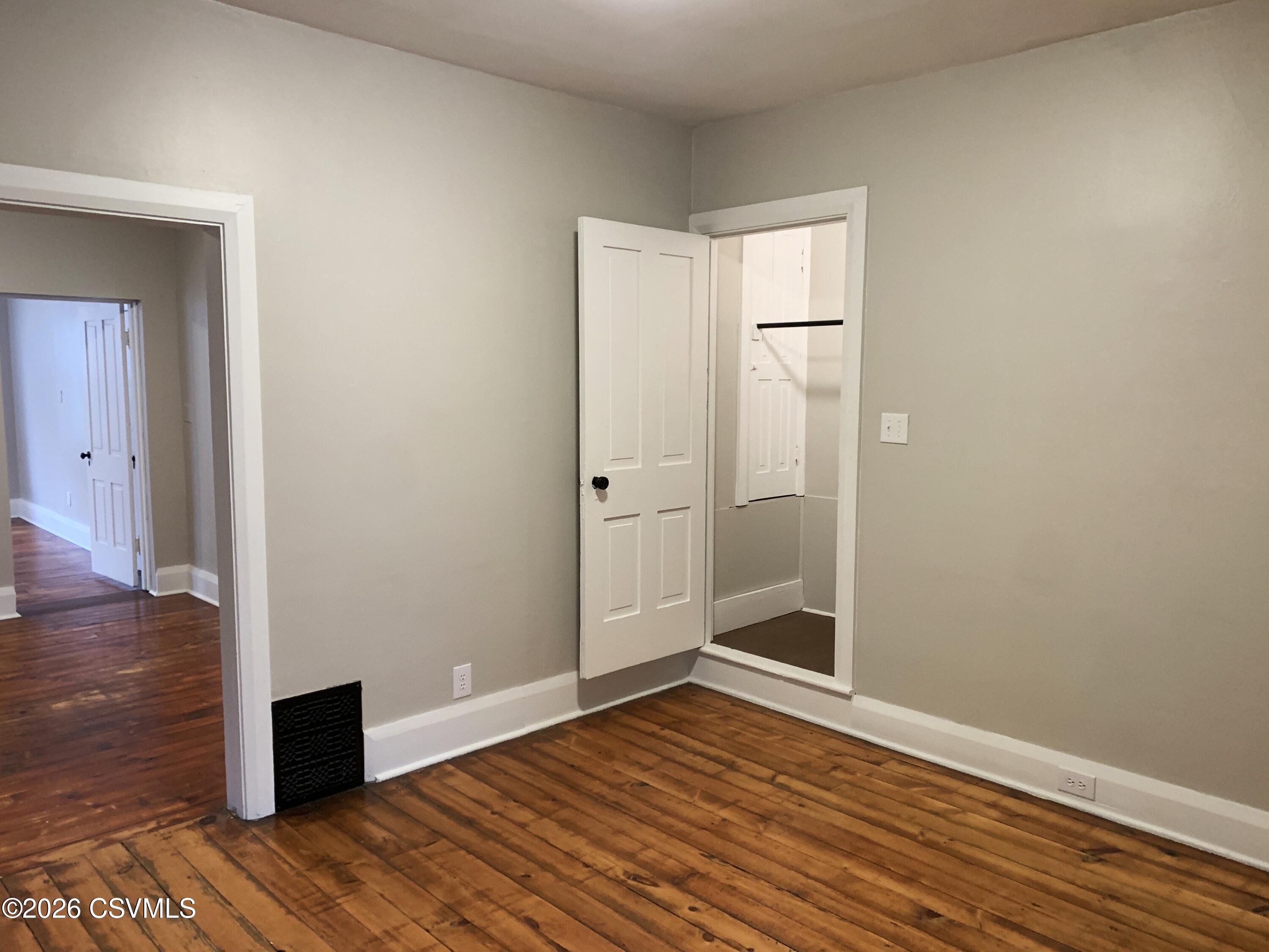 52 N 4TH Street 1