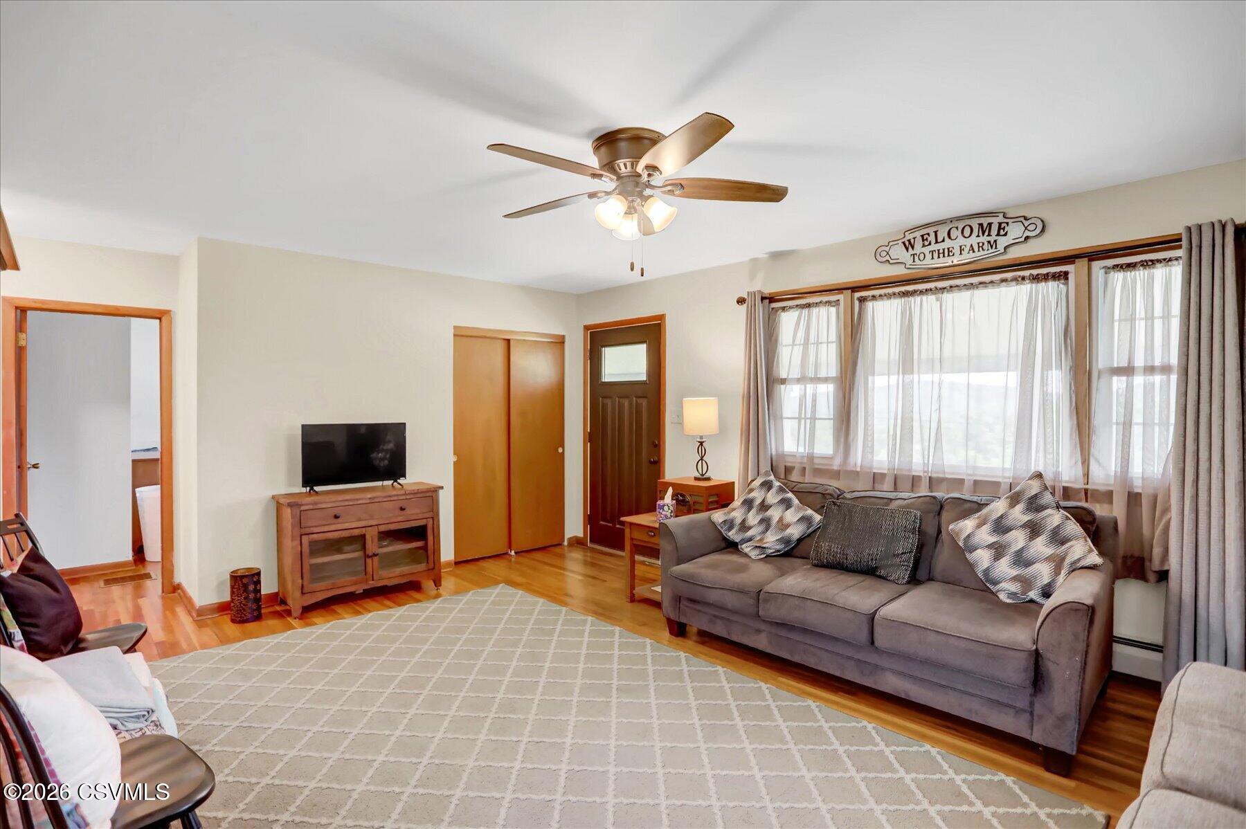 483 COLUMBIA HILL Road