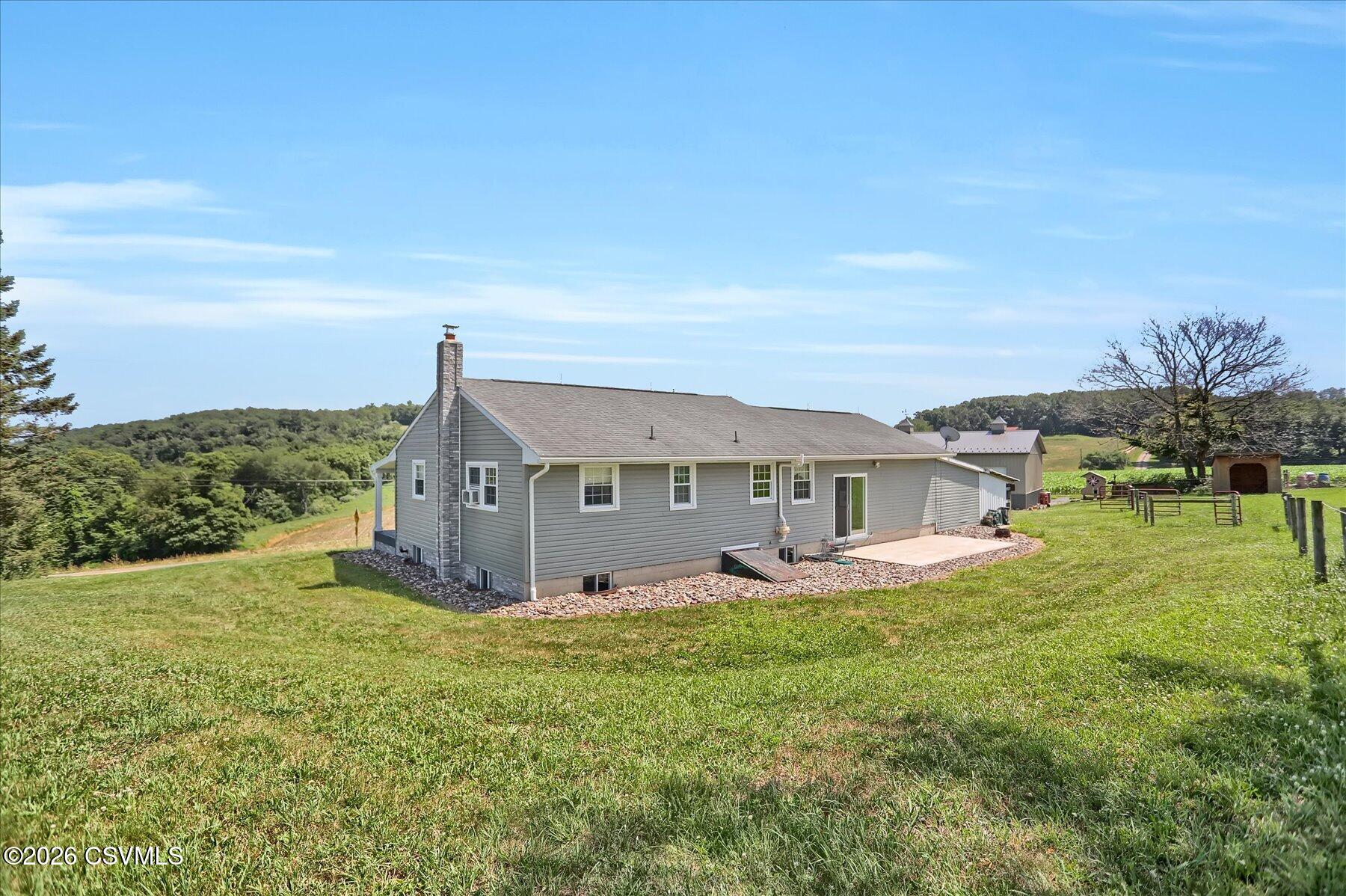 483 COLUMBIA HILL Road