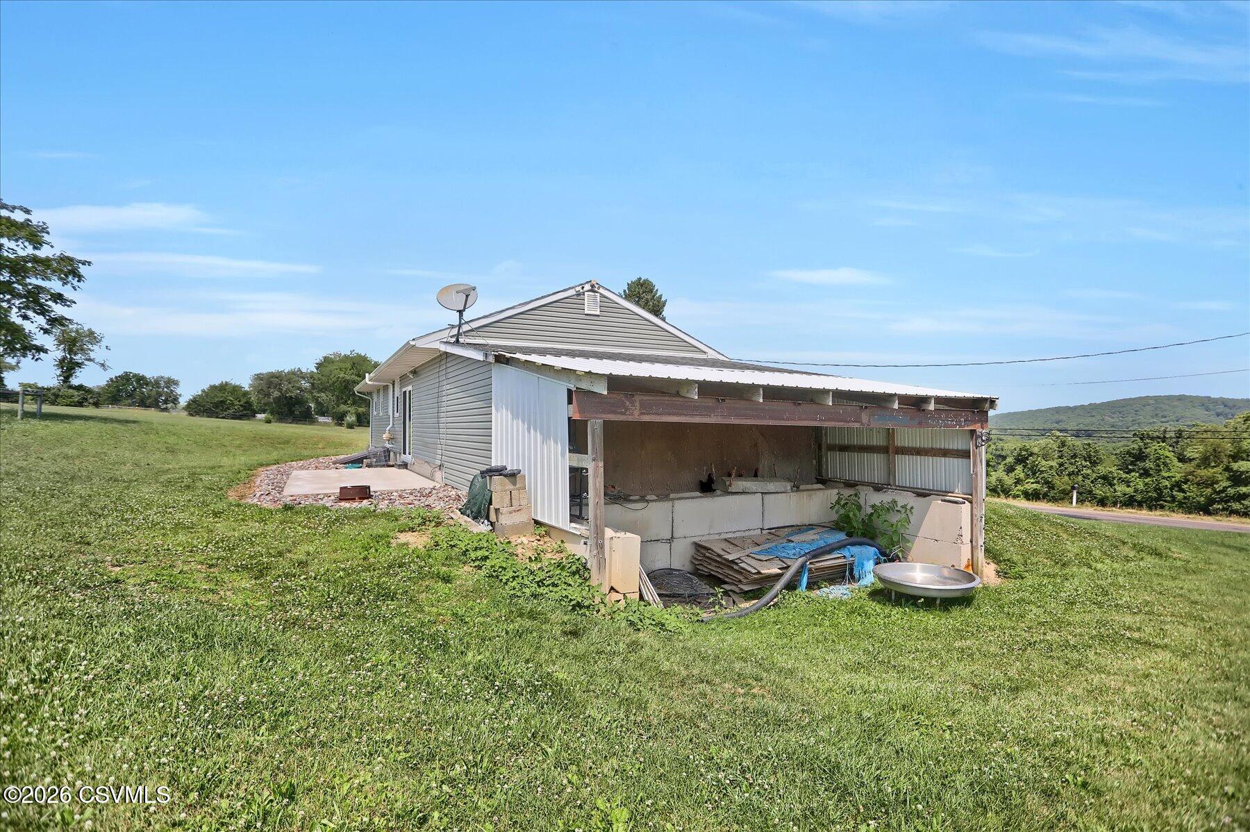 483 COLUMBIA HILL Road