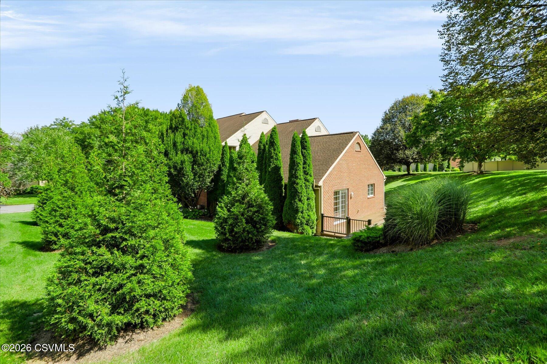 115 VICTORIA Lane