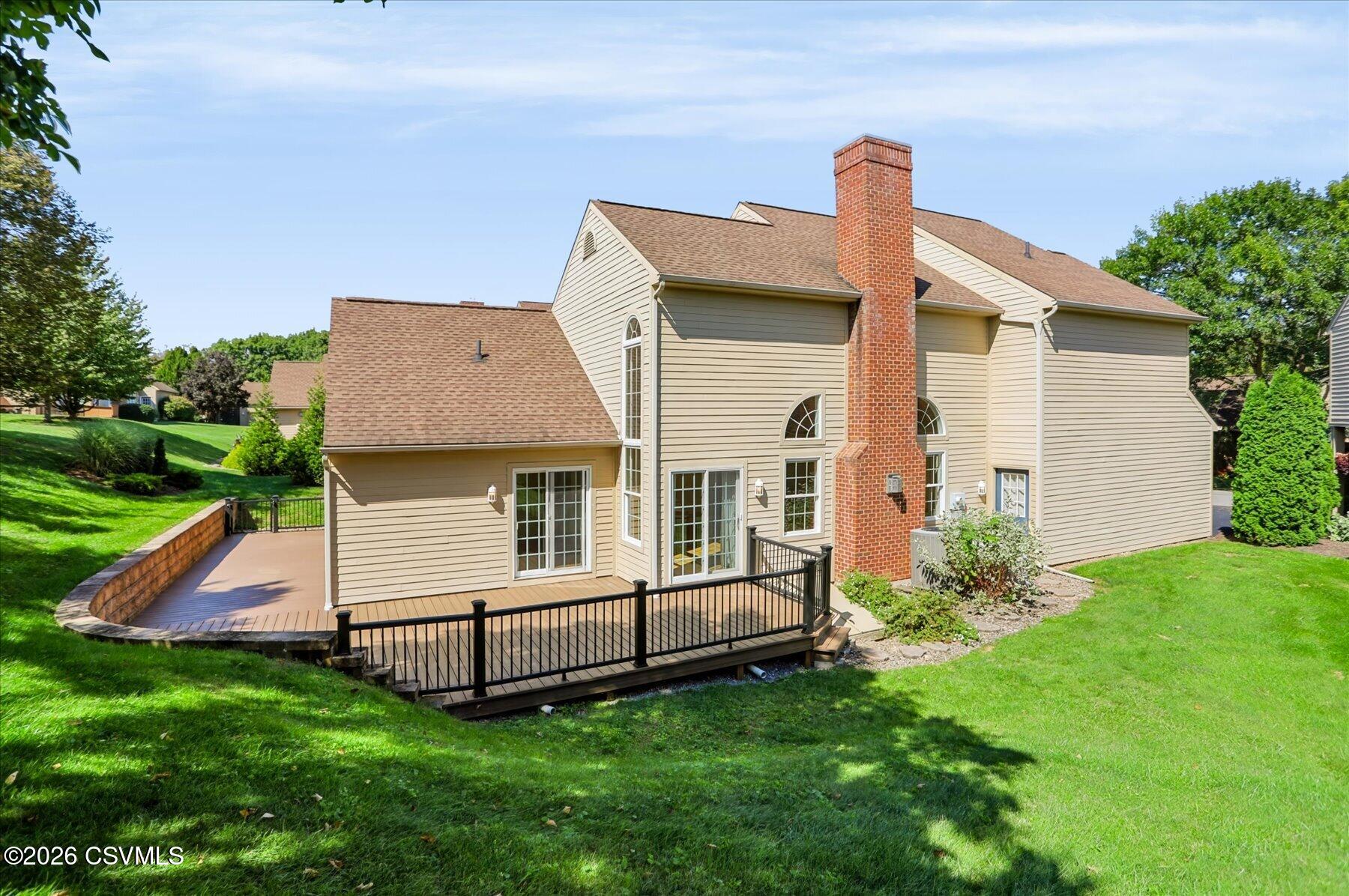 115 VICTORIA Lane