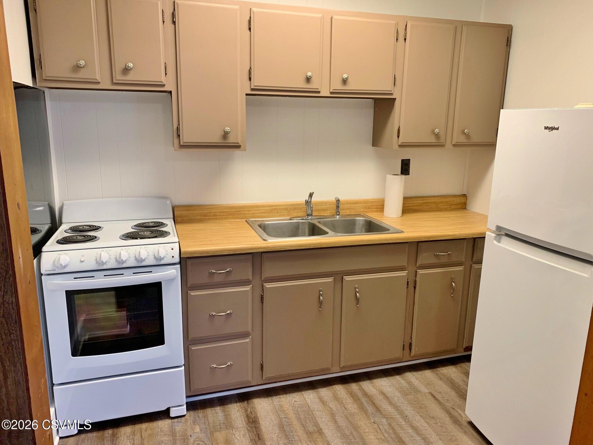 233-235 MARKET Street