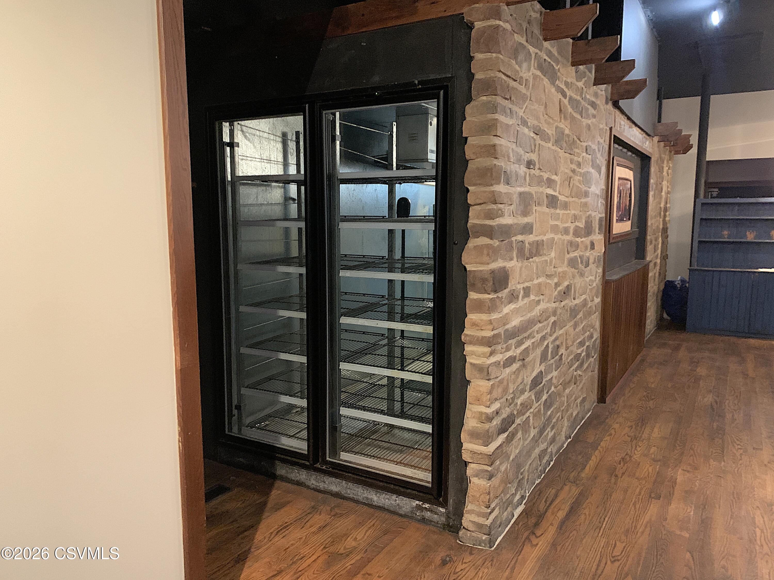 233-235 MARKET Street