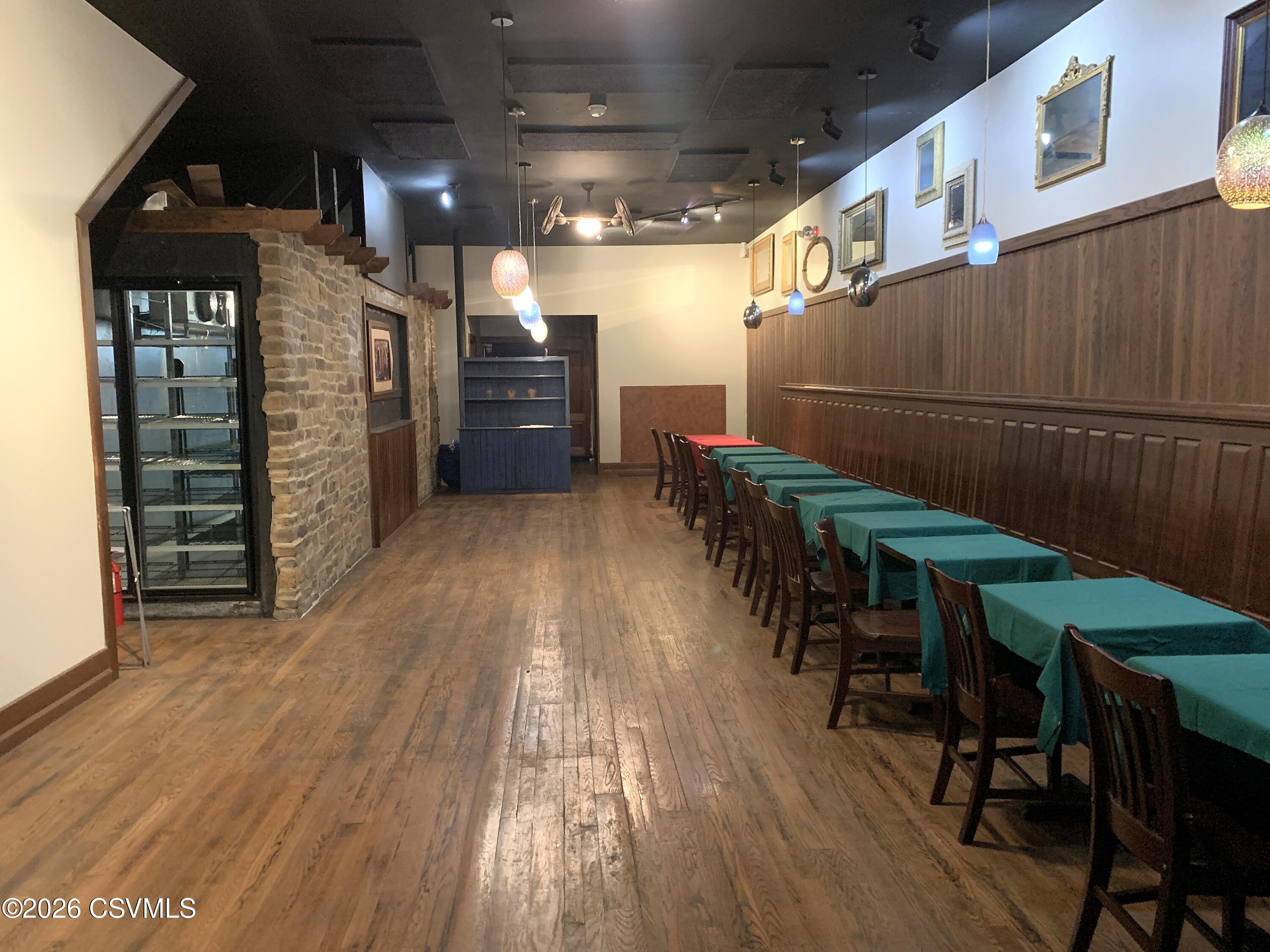 233-235 MARKET Street