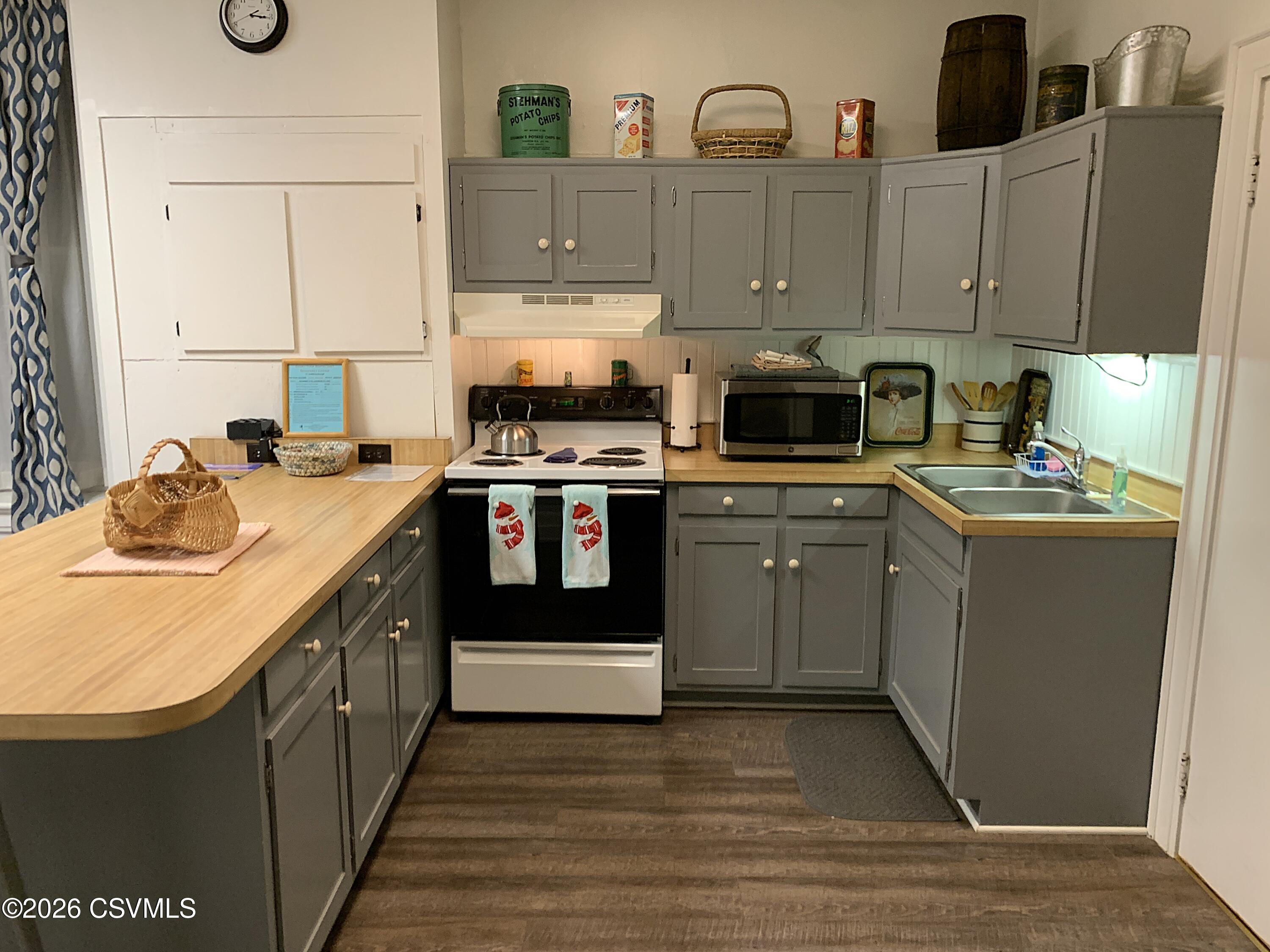 233-235 MARKET Street