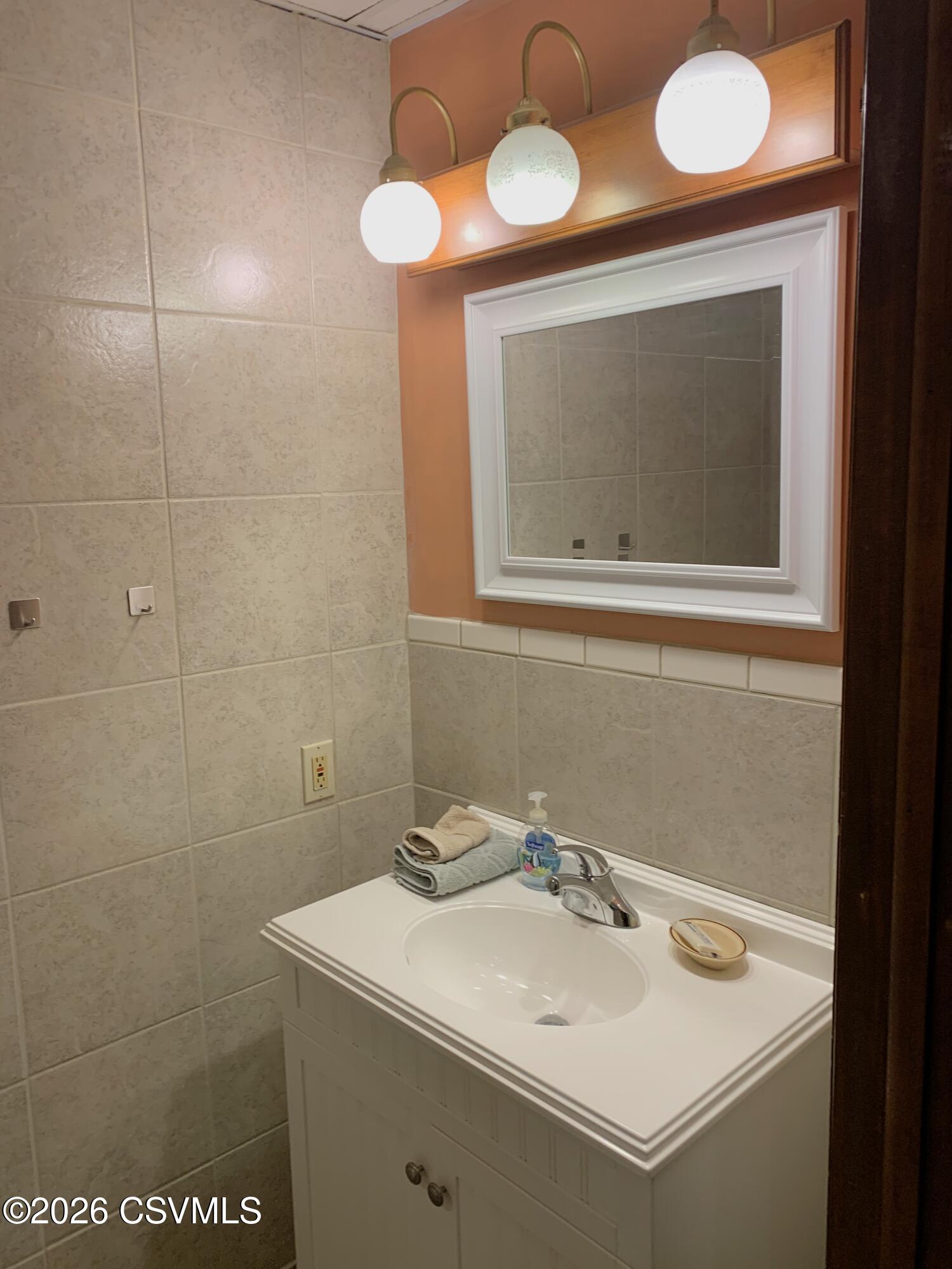 233-235 MARKET Street