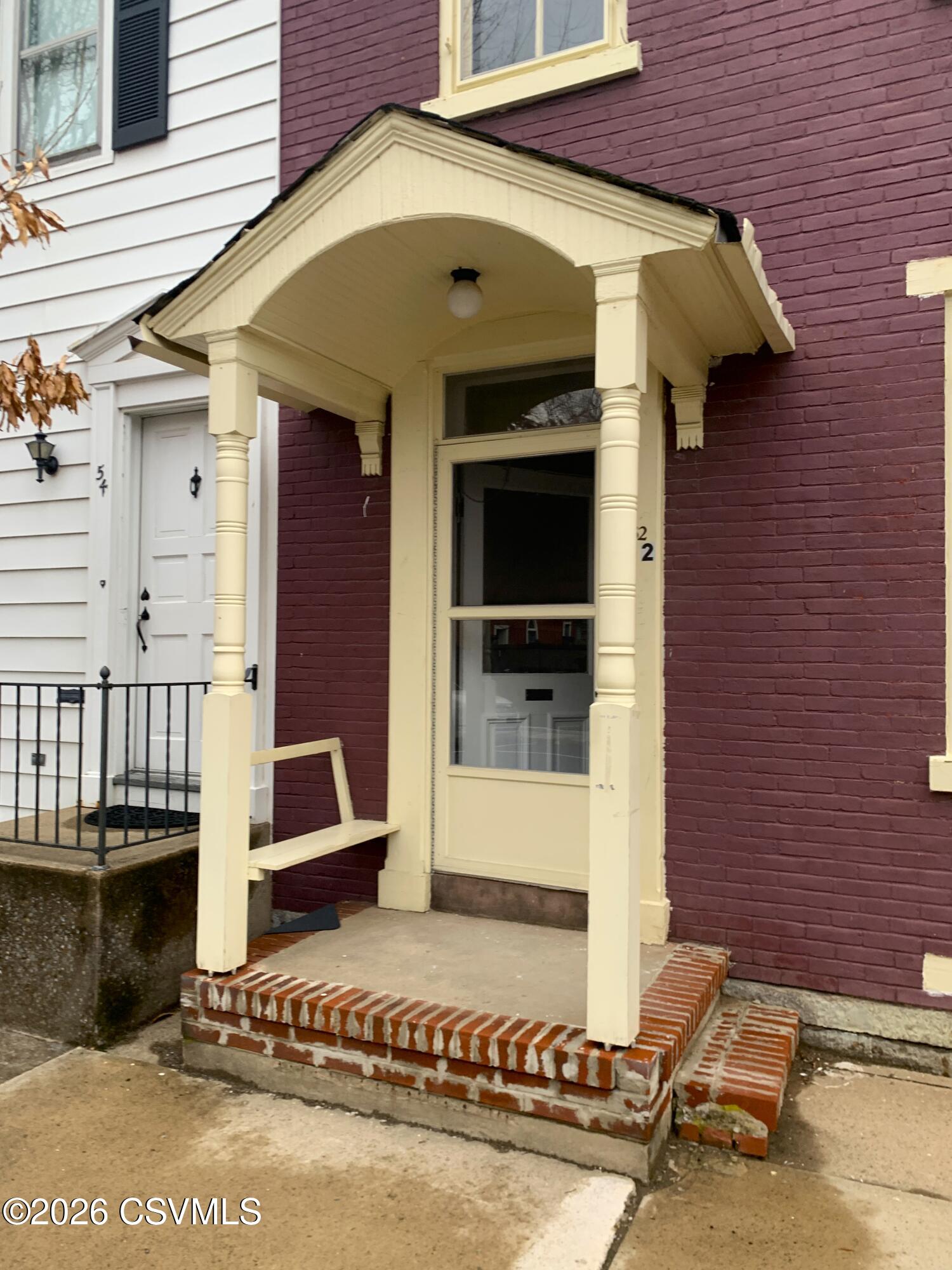 52 N 4TH Street
