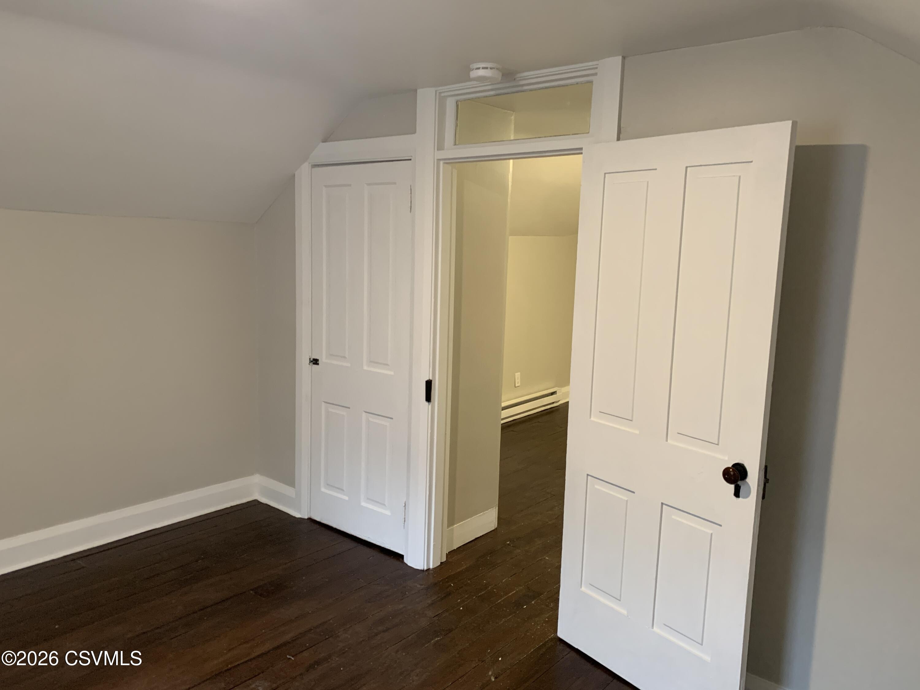 52 N 4TH Street