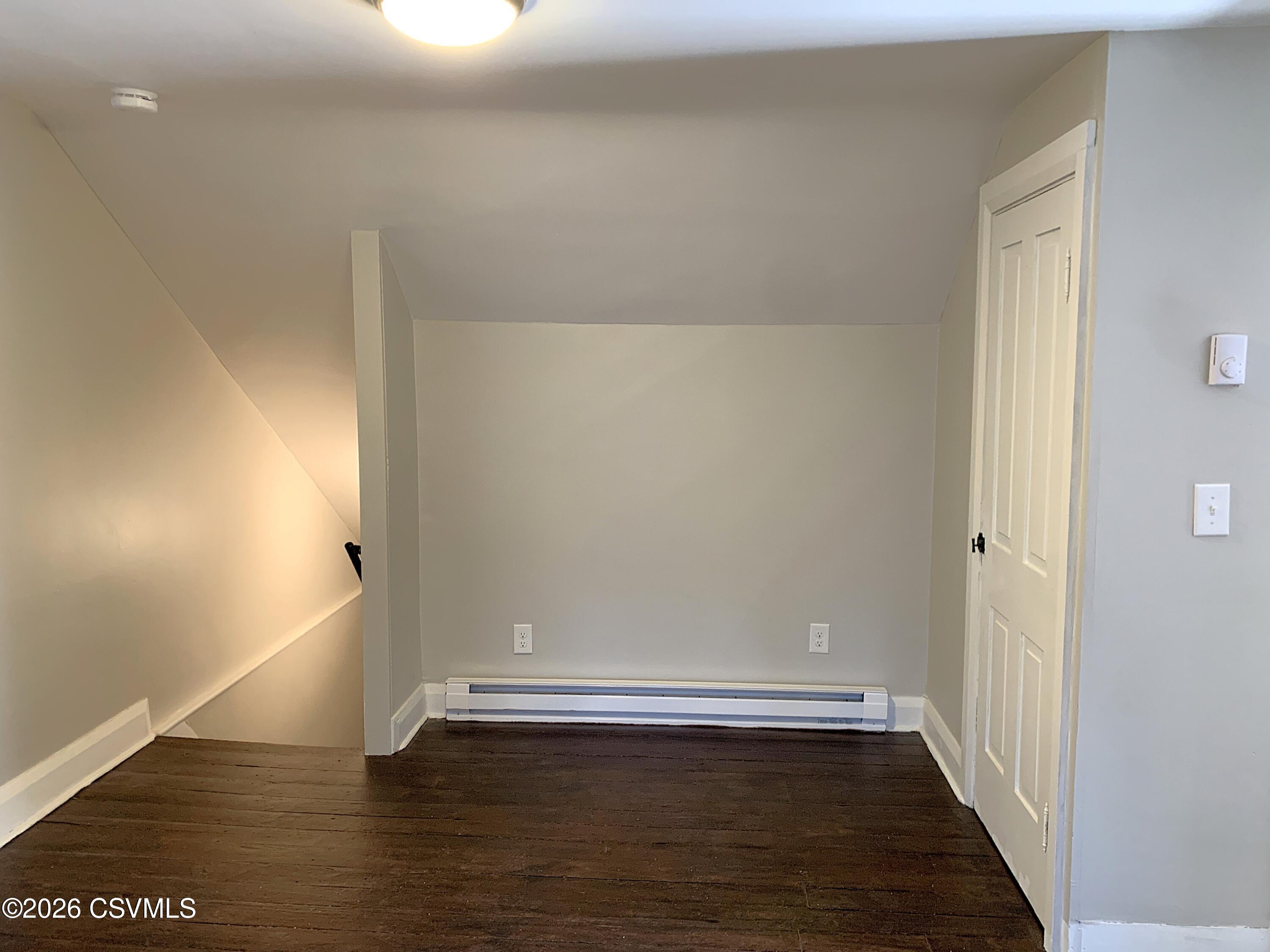 52 N 4TH Street