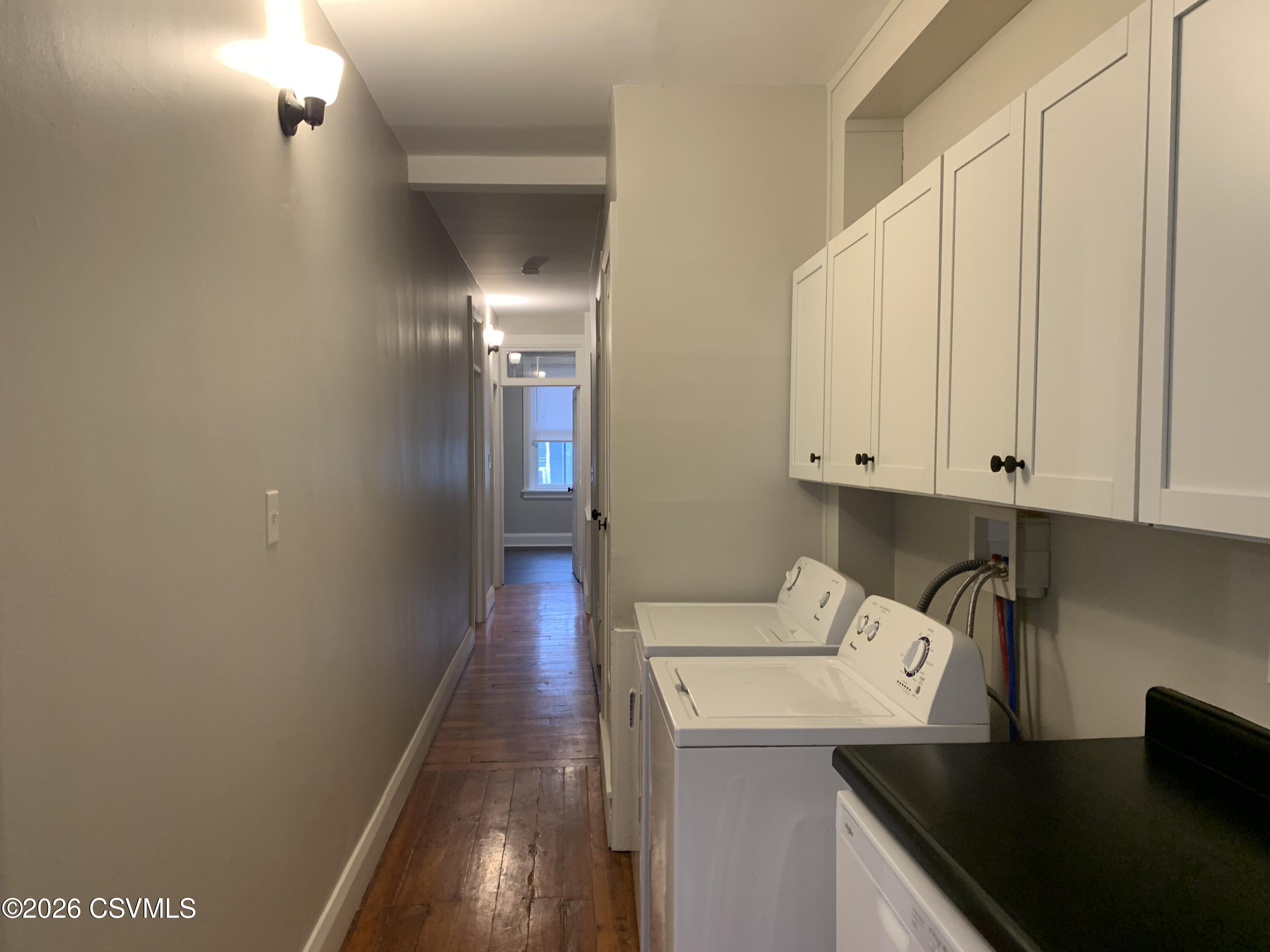 52 N 4TH Street