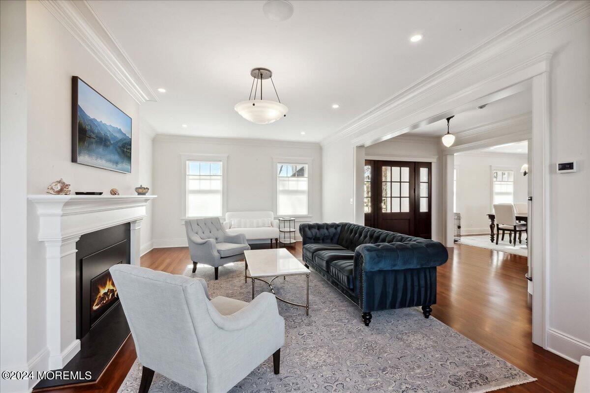 102 Inlet Terrace