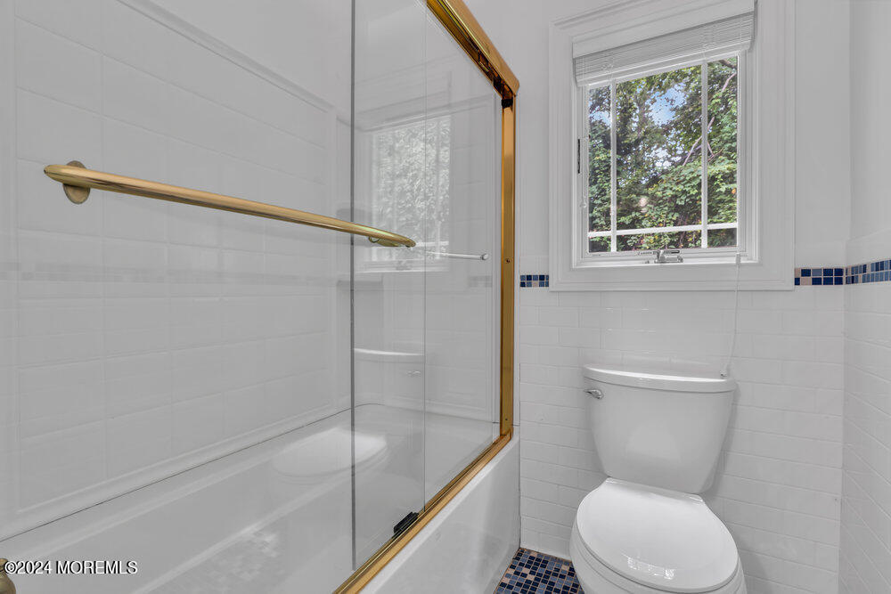 7 Shadow Ridge Court