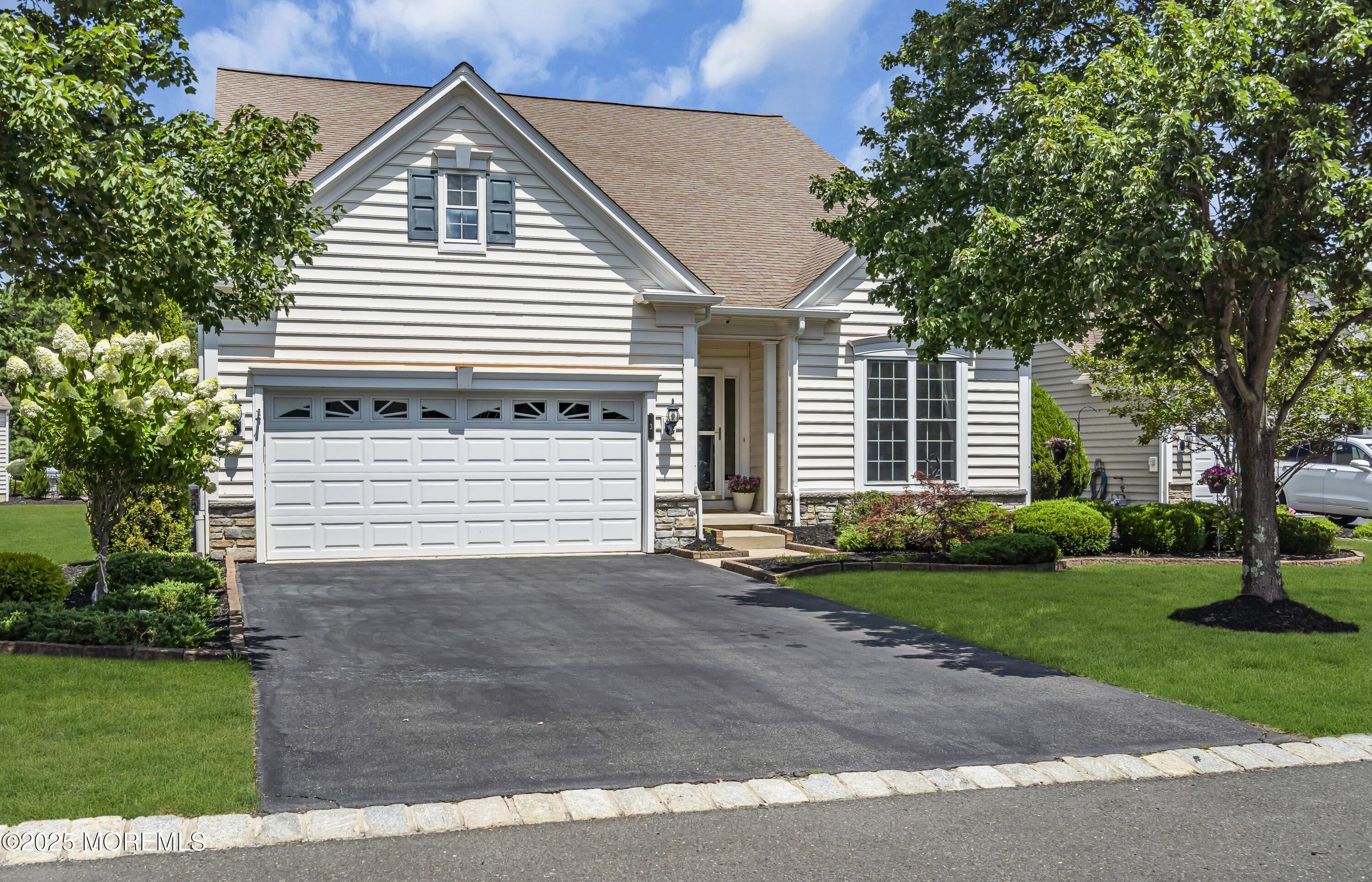 3 Radcliffe Lane