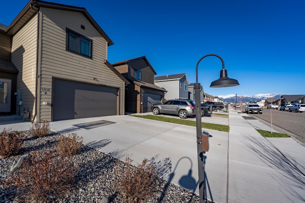 1309 Scooter Lane B