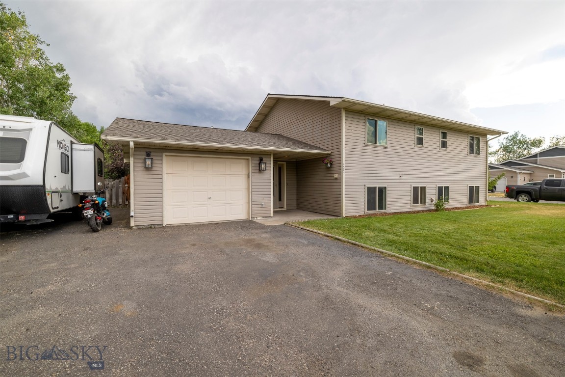 608 Mayfair Drive