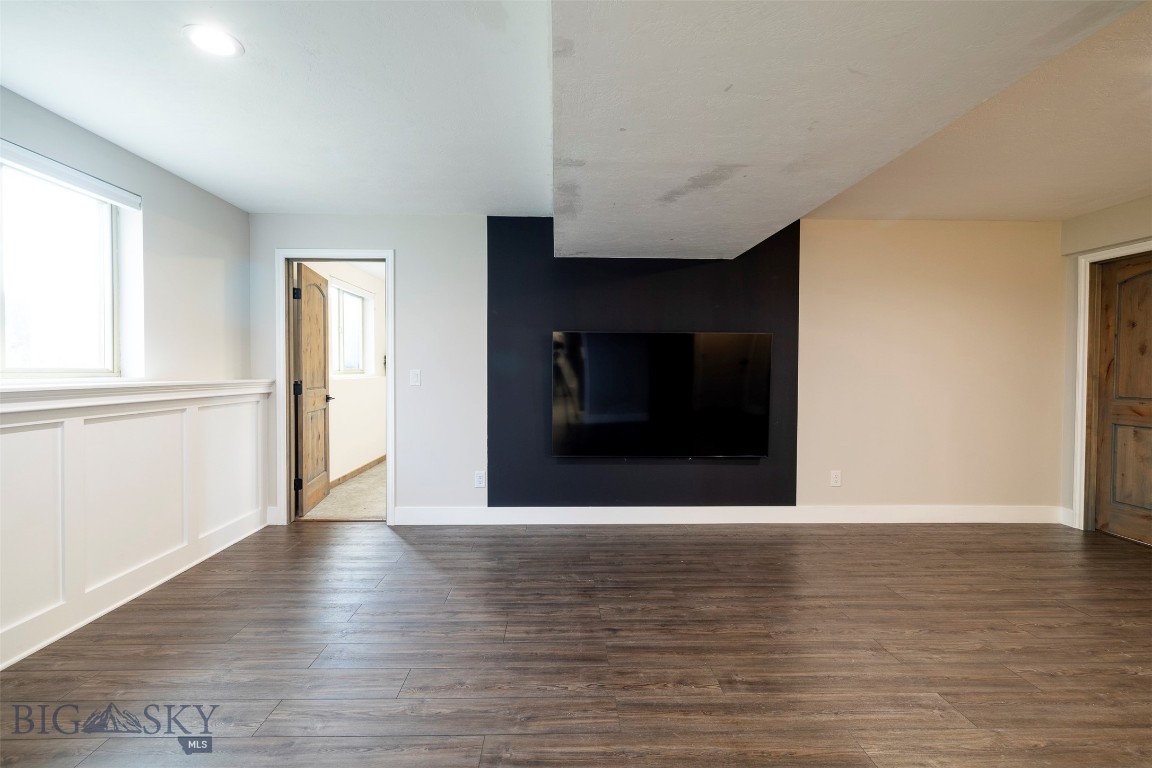608 Mayfair Drive