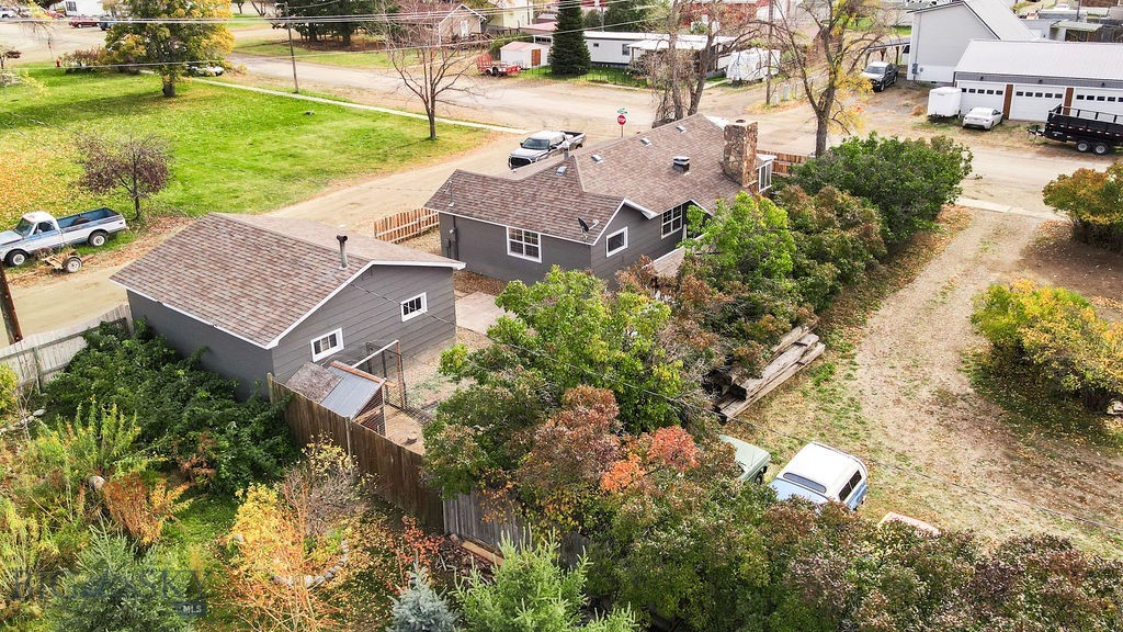210 W Hamilton