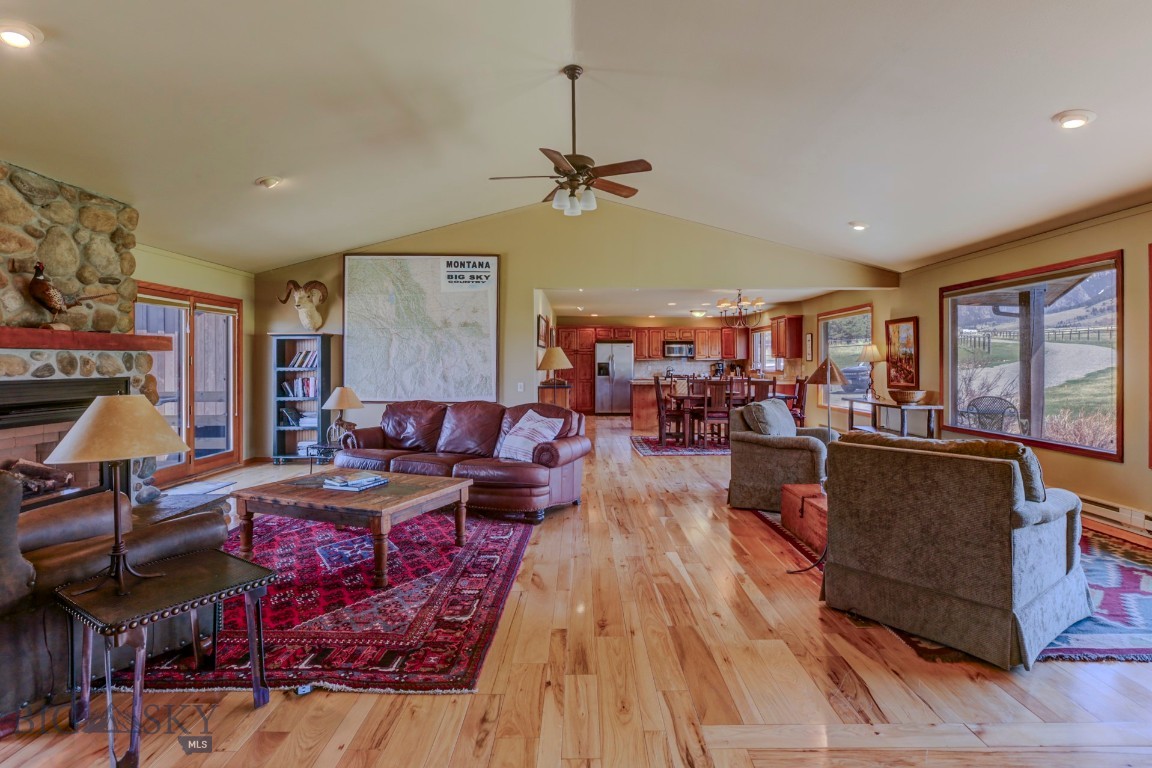 36 Deep Creek Bench Road