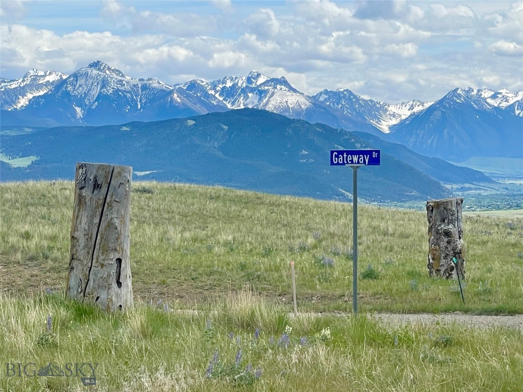 Tract 9C Gateway Drive