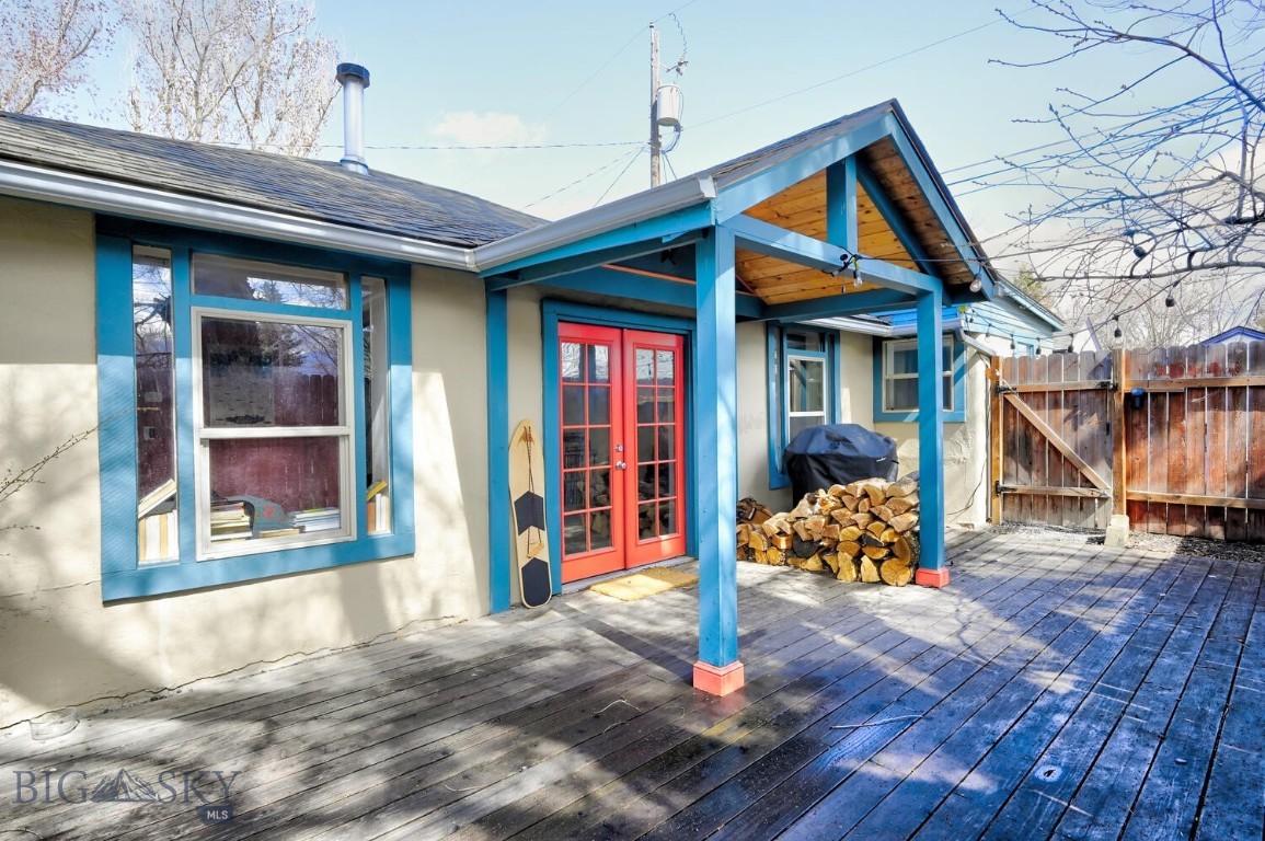 326 N 3rd Street