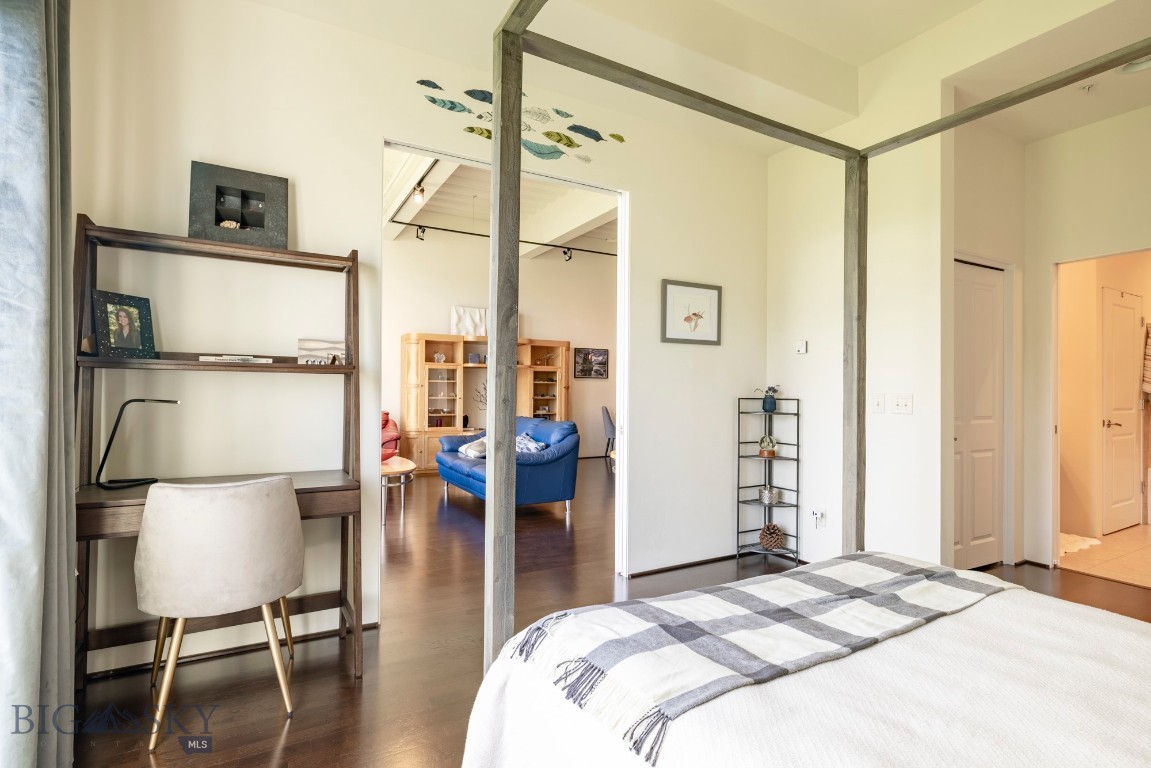 150 Village Crossing Way 3H