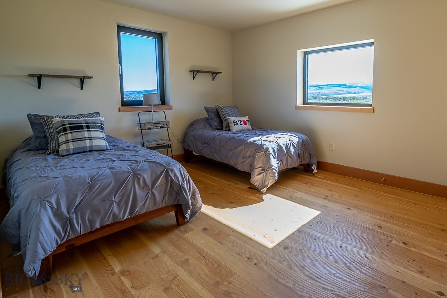 275 Convict Grade Road