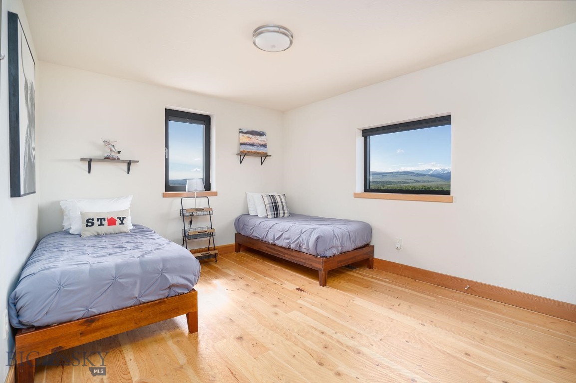 275 Convict Grade Road