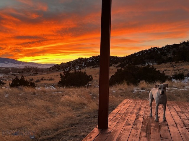 275 Convict Grade Road