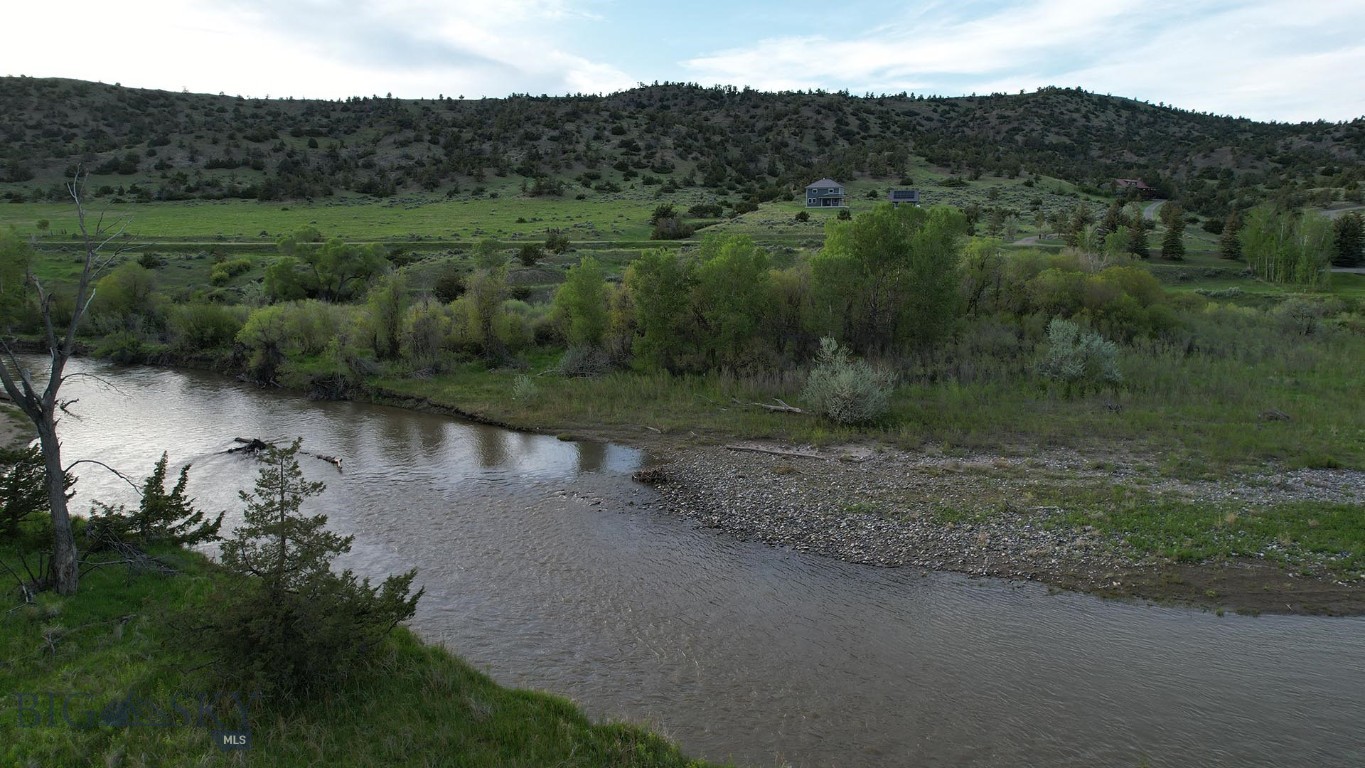 275 Convict Grade Road