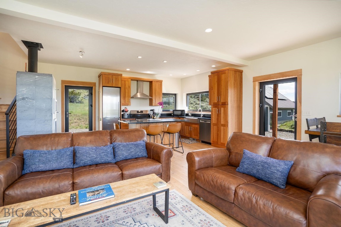 275 Convict Grade Road