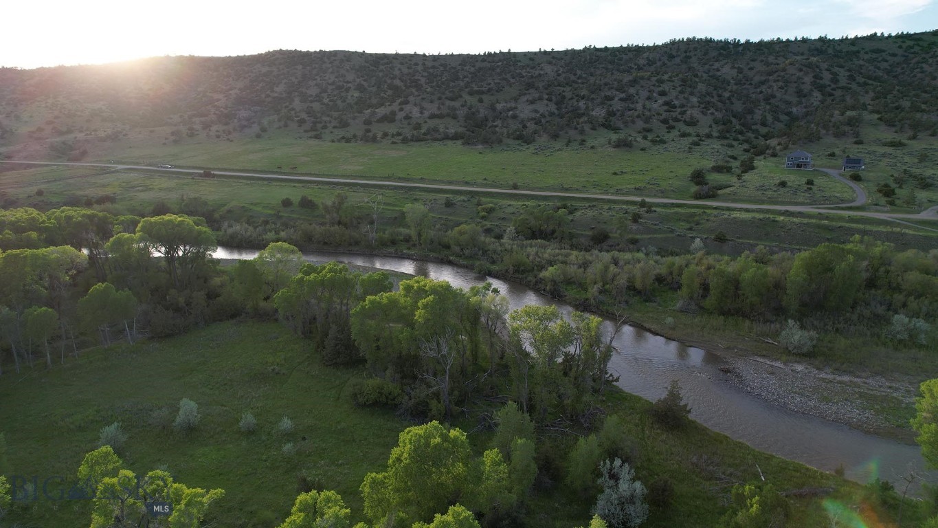 275 Convict Grade Road