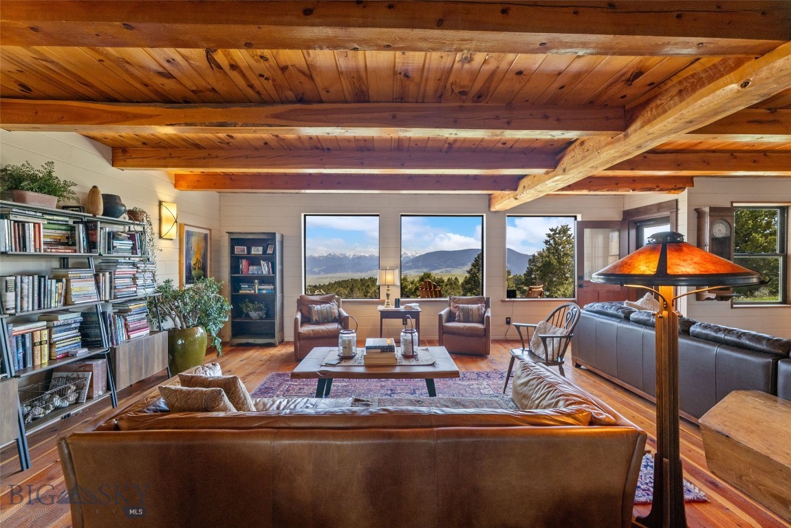 125 Rocky Mountain Meadows