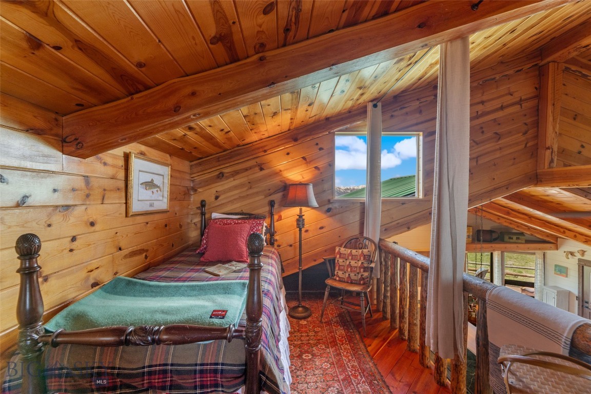 125 Rocky Mountain Meadows