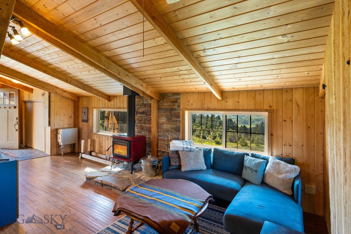 125 Rocky Mountain Meadows