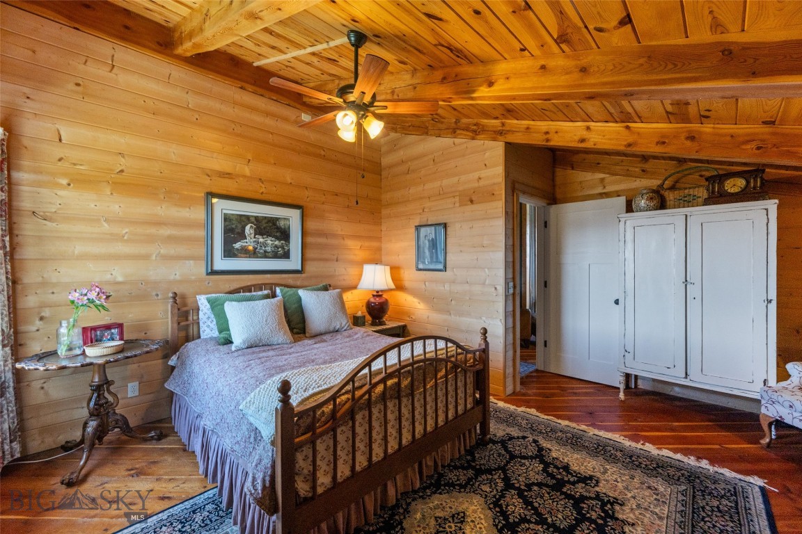 125 Rocky Mountain Meadows