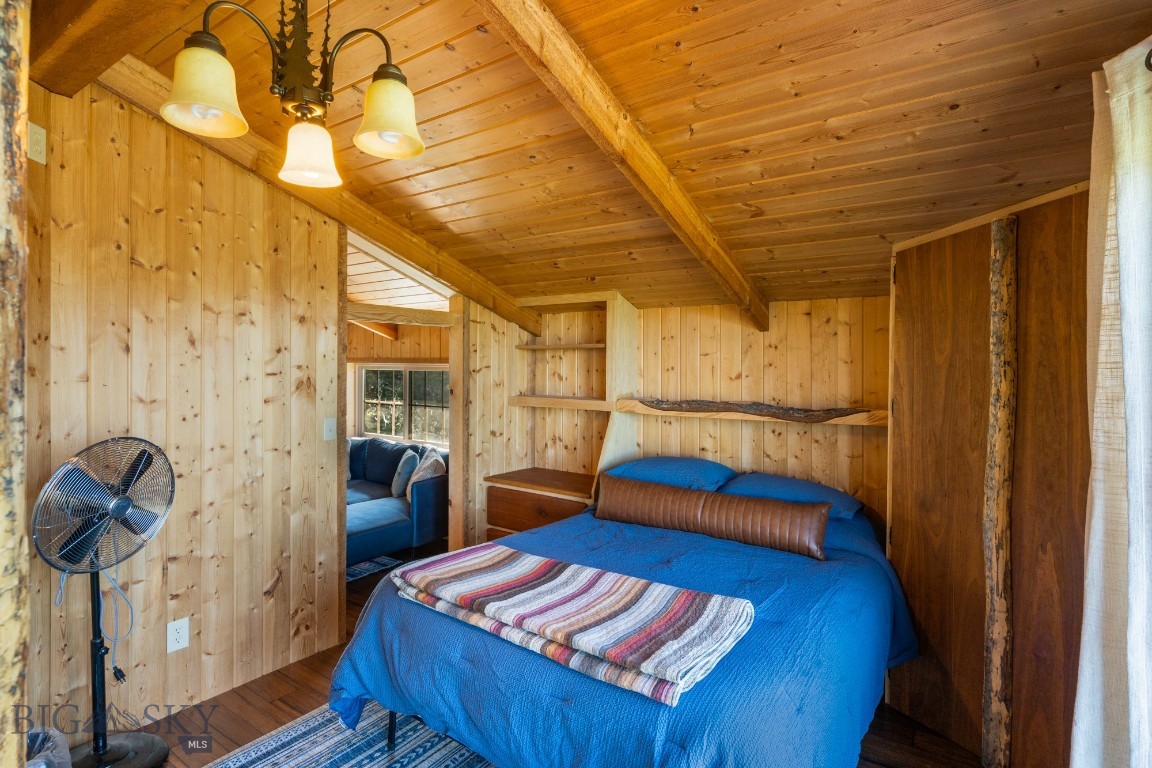 125 Rocky Mountain Meadows