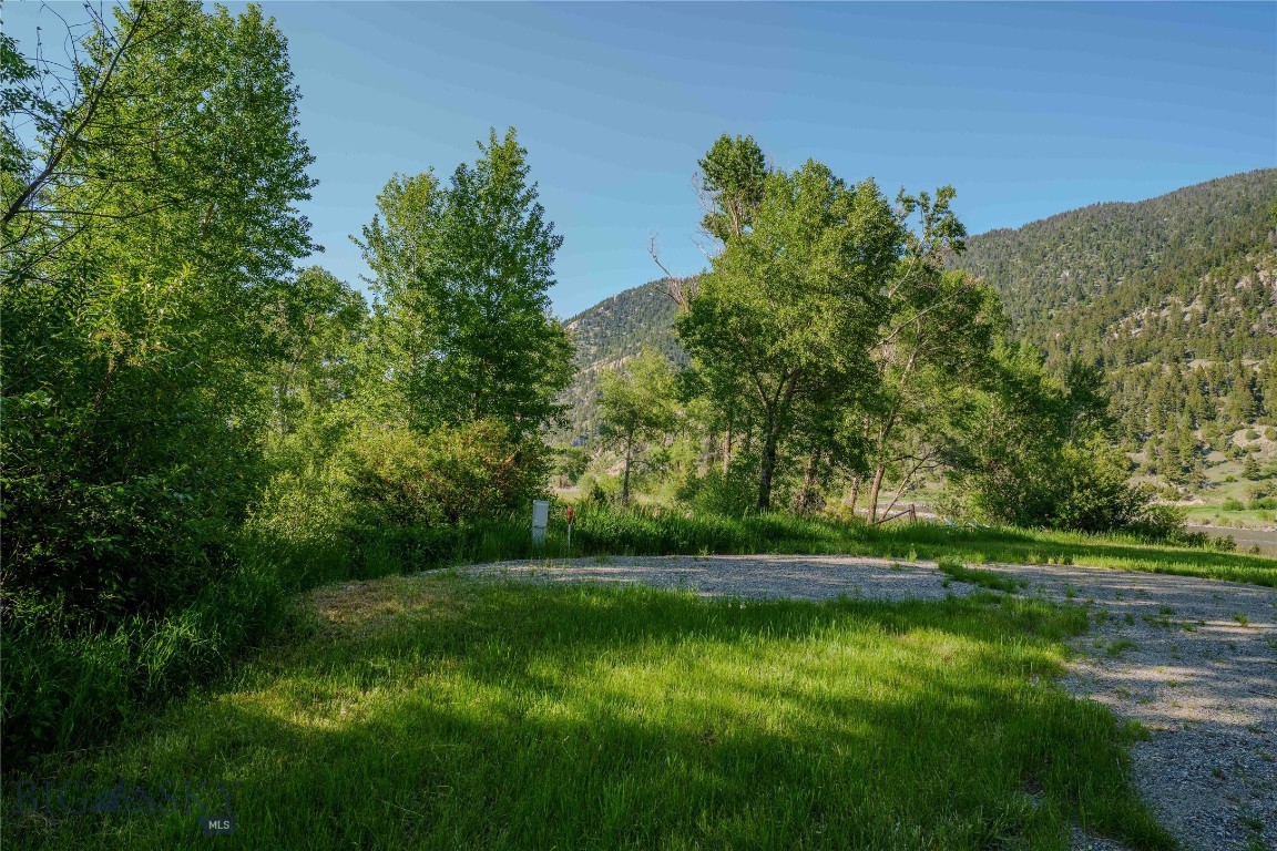 NHN East River Road