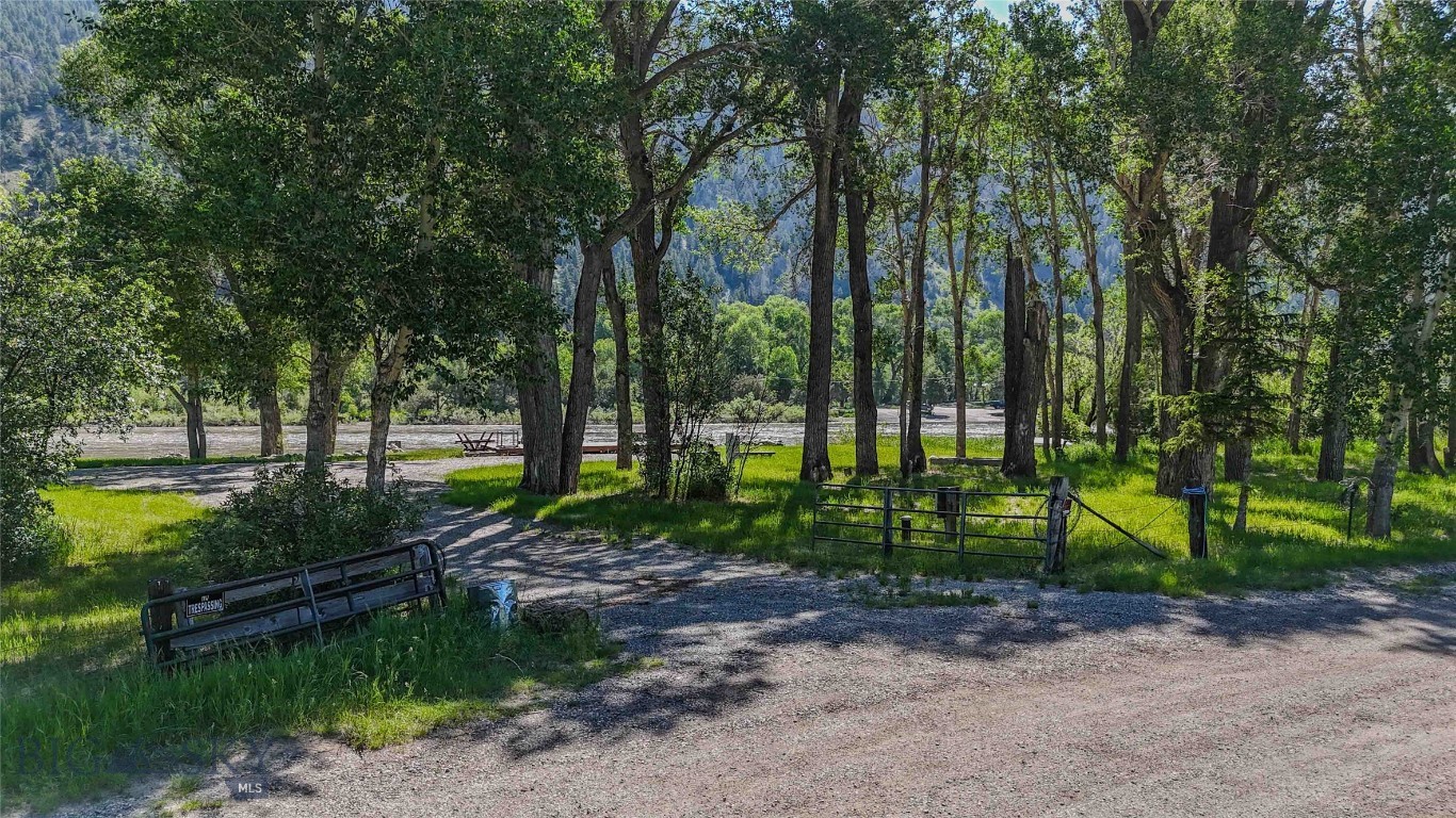 NHN East River Road