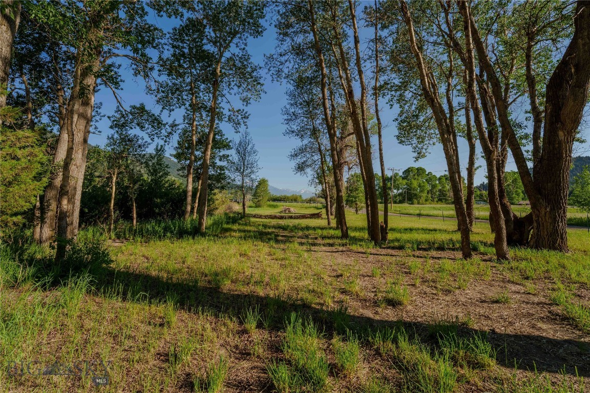 NHN East River Road
