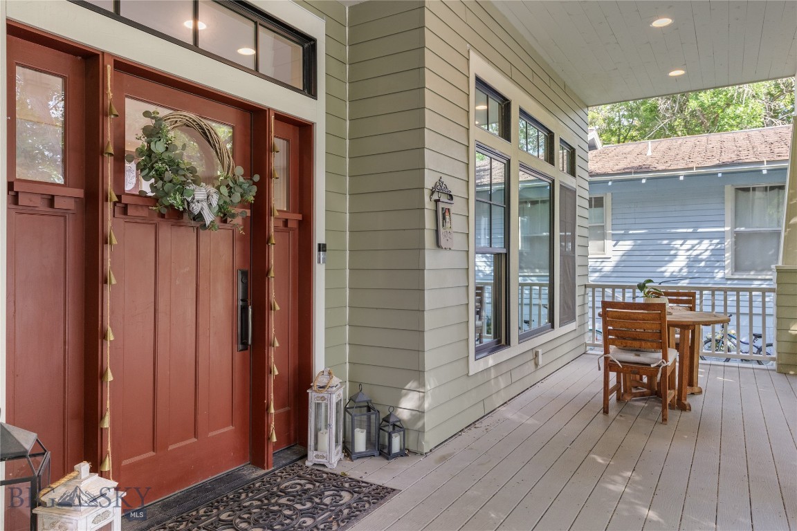 425 S Yellowstone Street