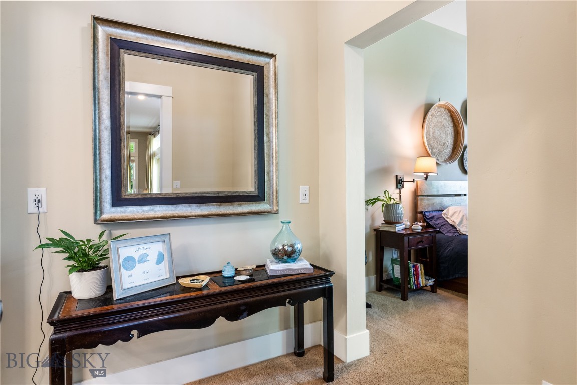 425 S Yellowstone Street