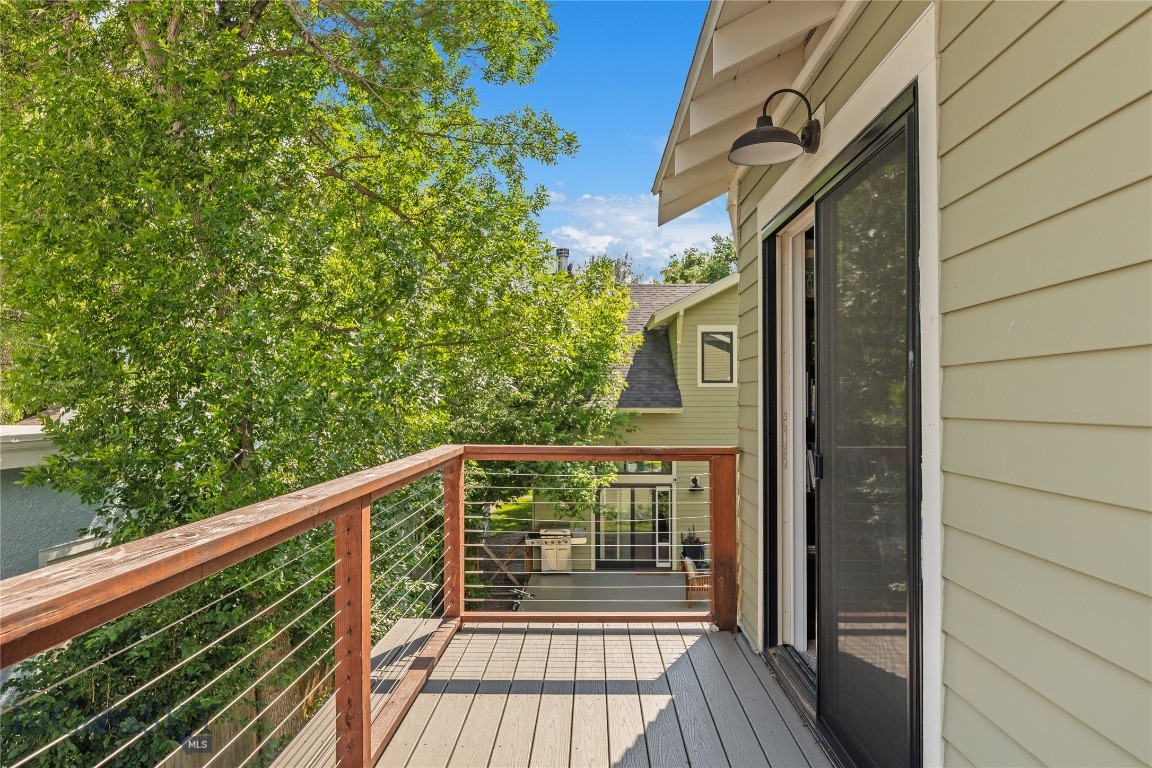 425 S Yellowstone Street