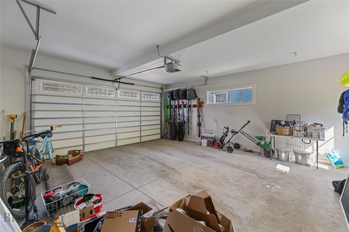 425 S Yellowstone Street