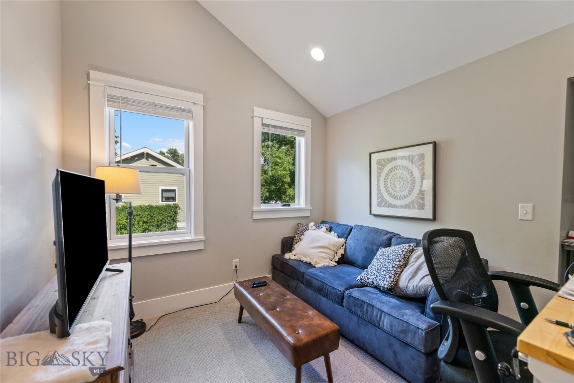 425 S Yellowstone Street