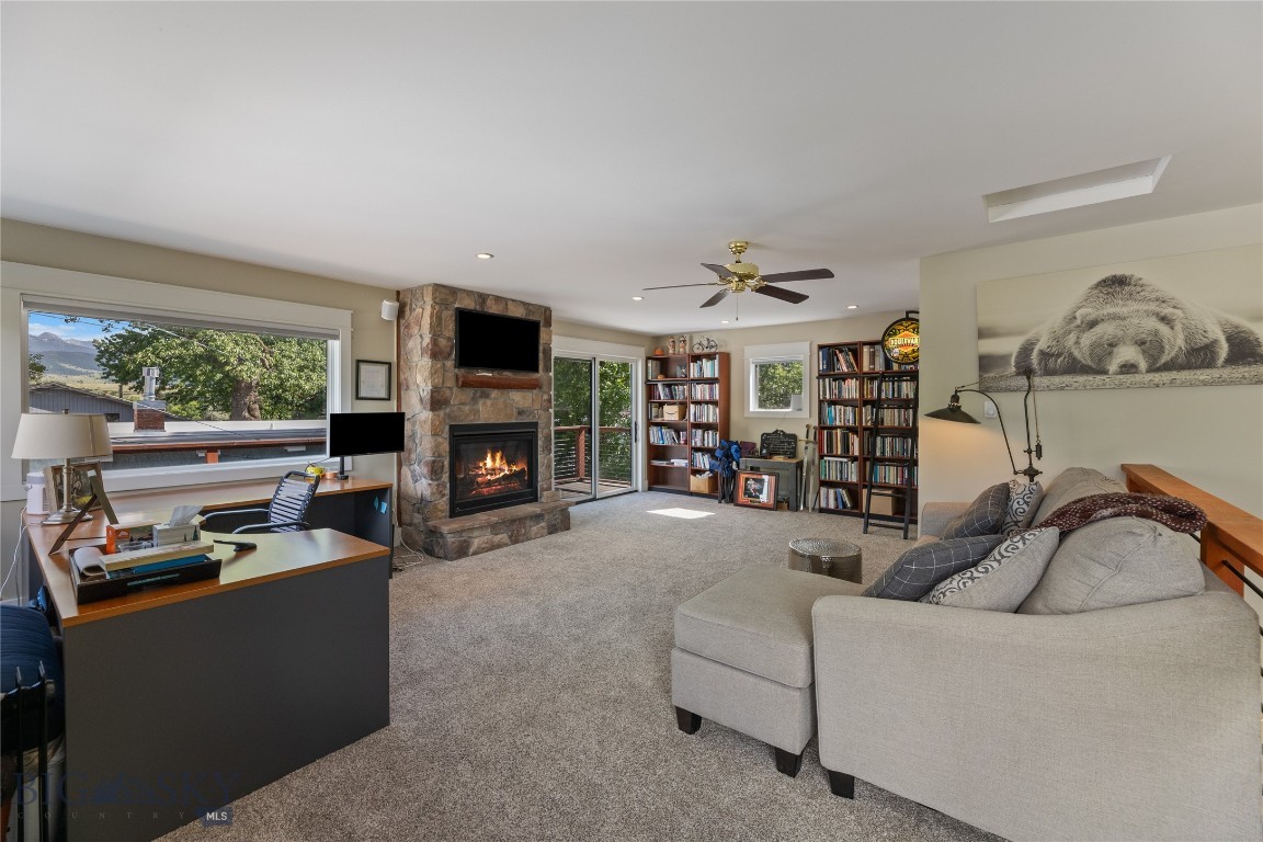 425 S Yellowstone Street